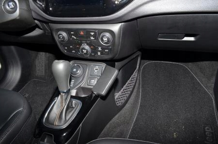 Držák na telefon Kuda Jeep Compass od 08/2017