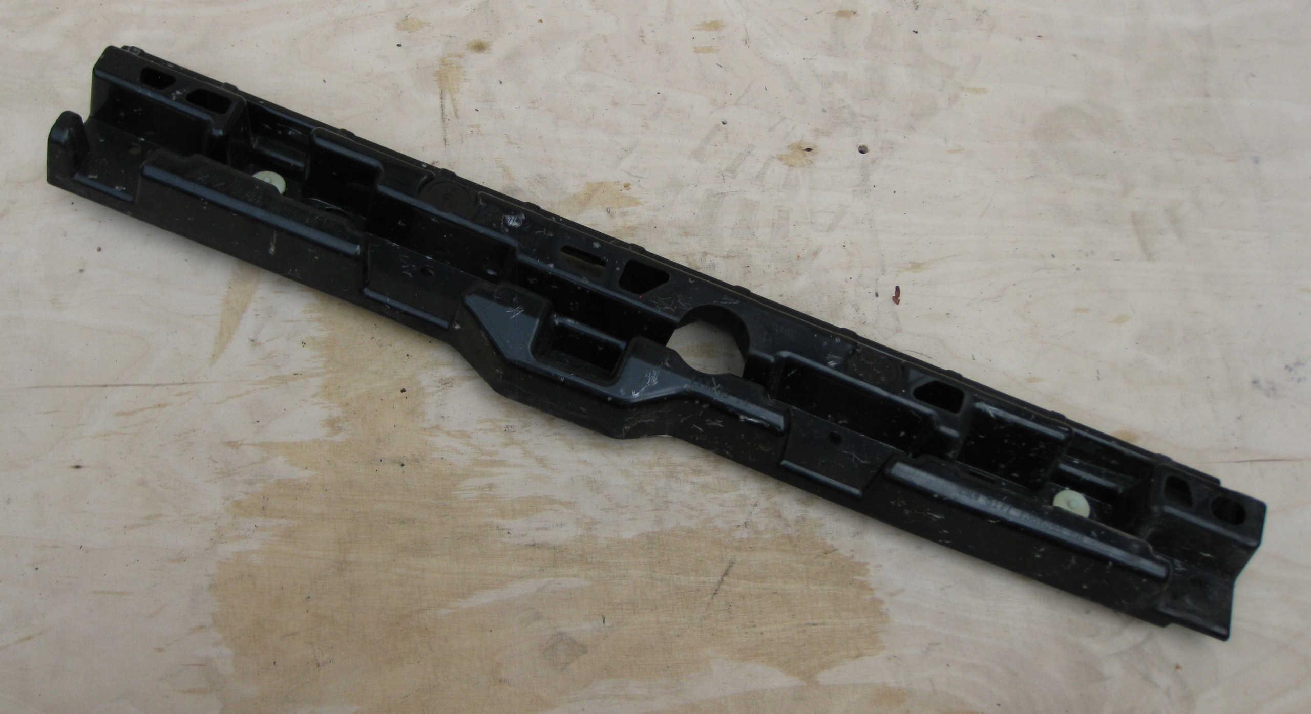 BMW 5 G30 3.0D 19R Support Console Support plaque Jupes Droite 7387344
