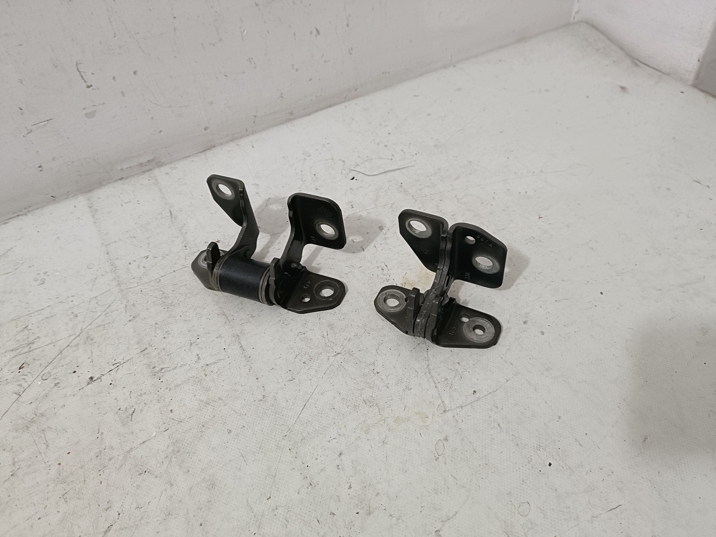 DODGE CHARGER 2019 - hinge door left rear part PX8
