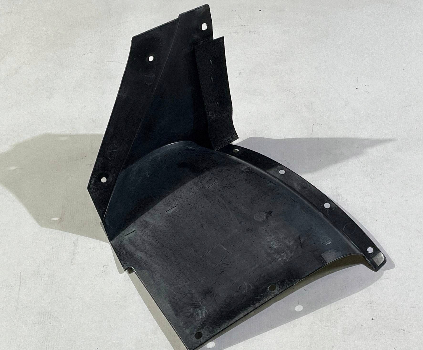 mudguard front front left Chevrolet Corvette C6 2005-2013 15806317
