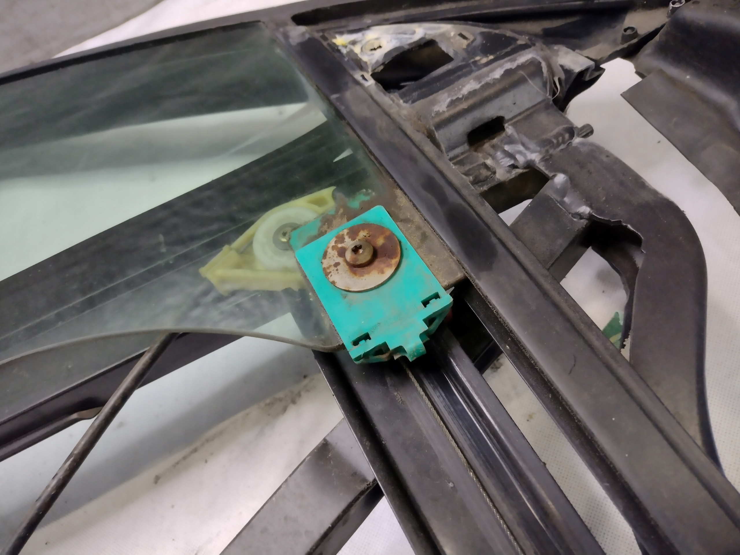 window regulator right front Audi A3 8L 3D 8L3837754