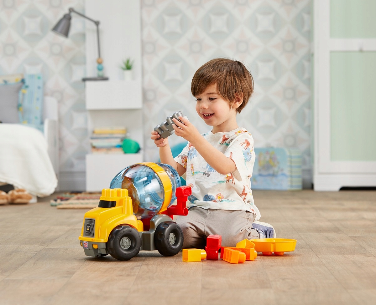 MEGA BLOKS BETONIARKA CAT Z KLOCKAMI GFG11 Materiał plastik