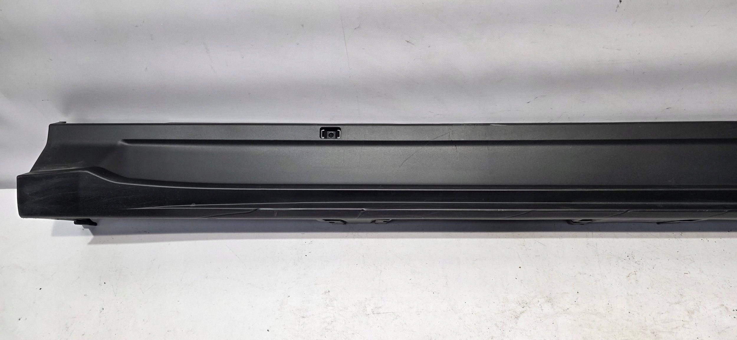 moulding threshold right side Lexus LBX 7585052110