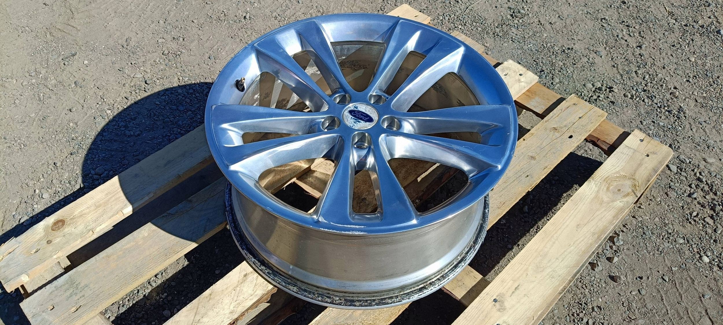 disk hliníkový disk 20" R20 Ford Explorer 2016