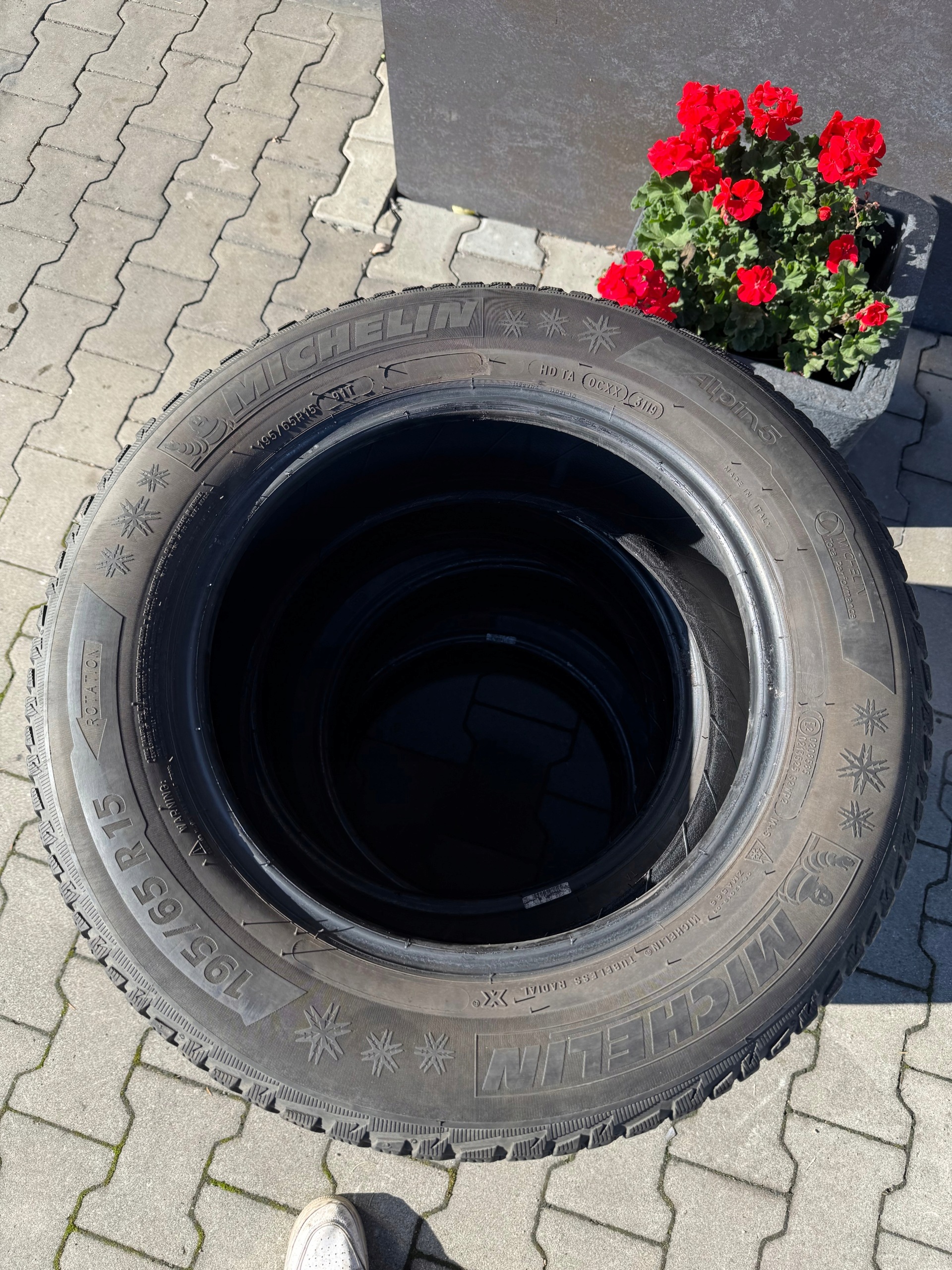4x gumi téli MICHELIN ALPIN 5 195/65R15 KOMPLET dot3119 2019 ! 6mm!