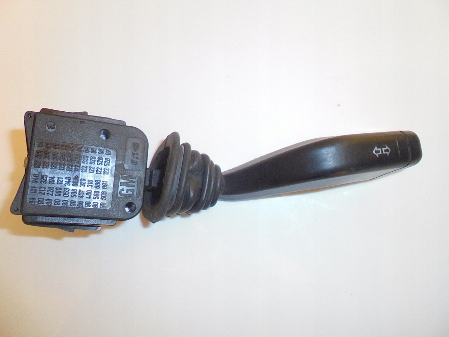 Bouton Indicateurs de direction OPEL 90181846 OPEL