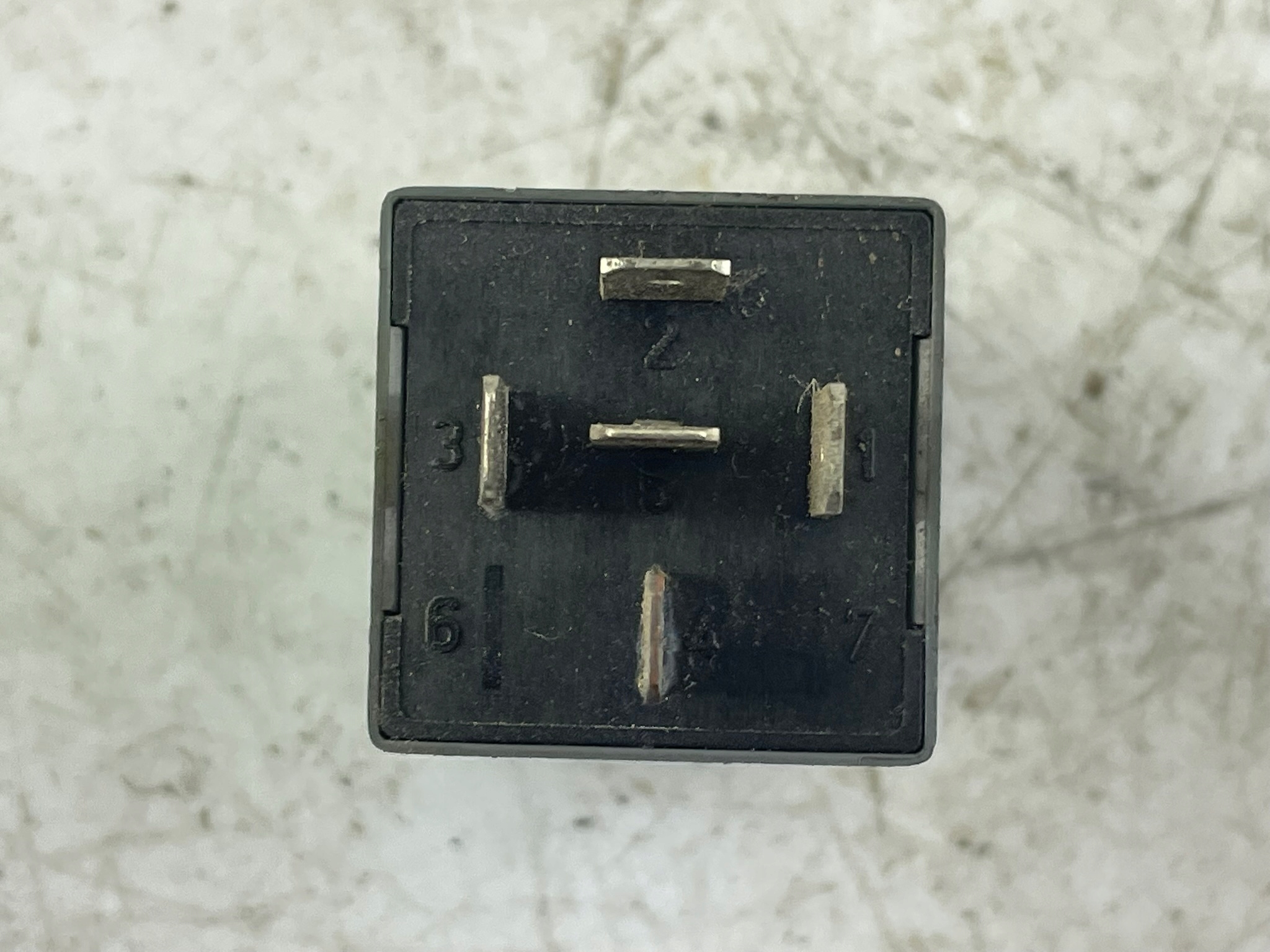 Relais 12V 88AG 14512 AA Ford OE Transit 2.5 DI EU