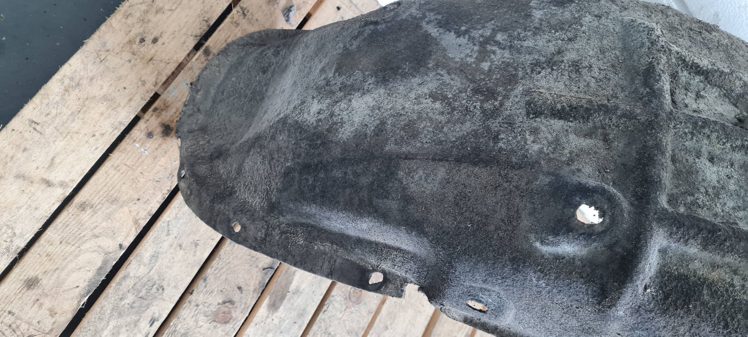 A4 B8 S4 LIFT mudguard right right rear part rear. MATERIAL 8K0810172C