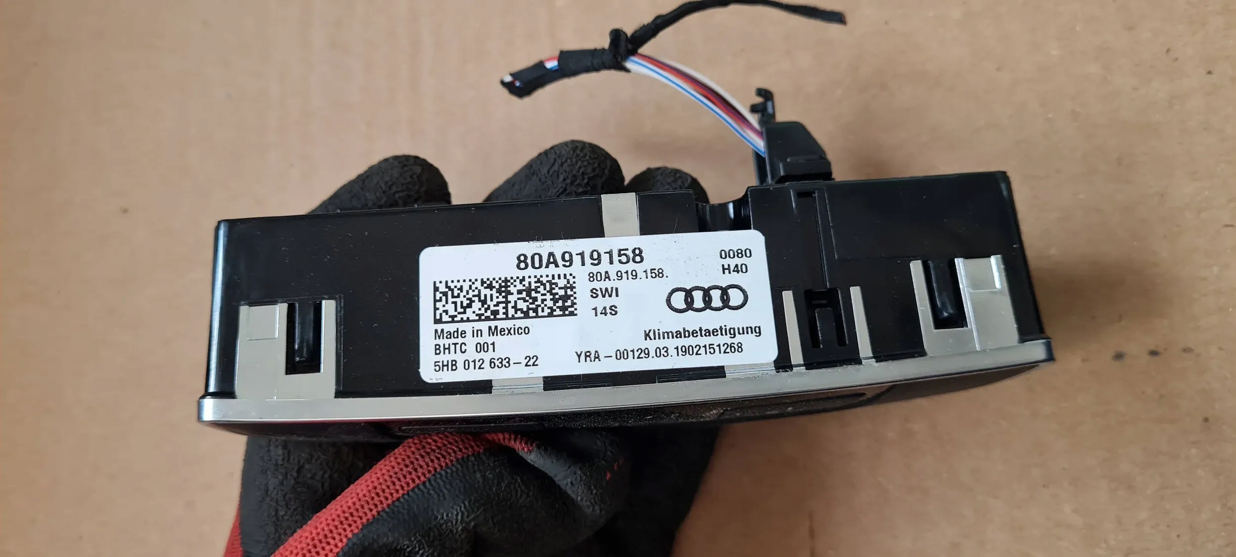Q5 80A PANEL klimatizaci klími záď 80A919158