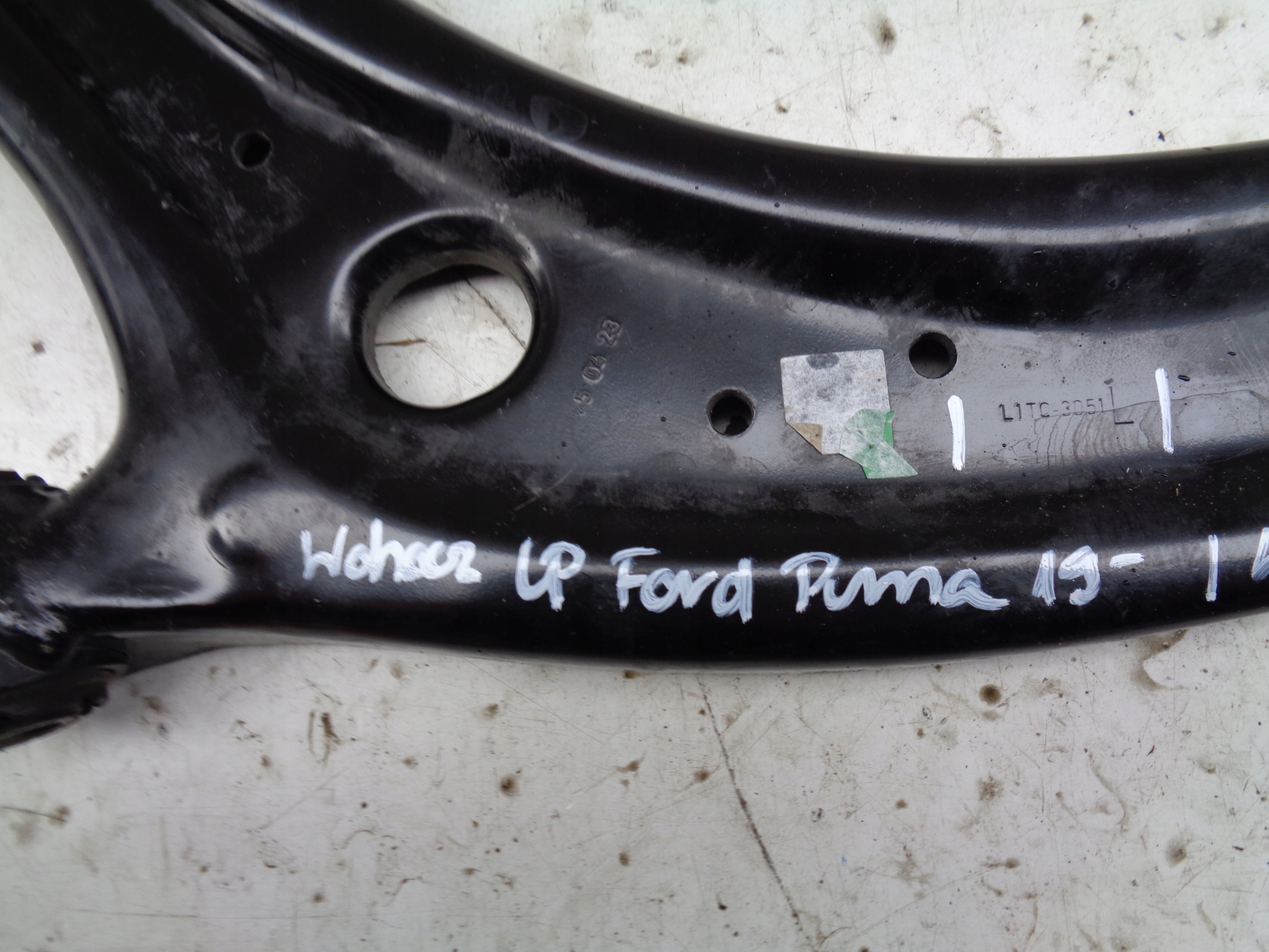 QUERLENKER LINKS VORNE FORD PUMA 19