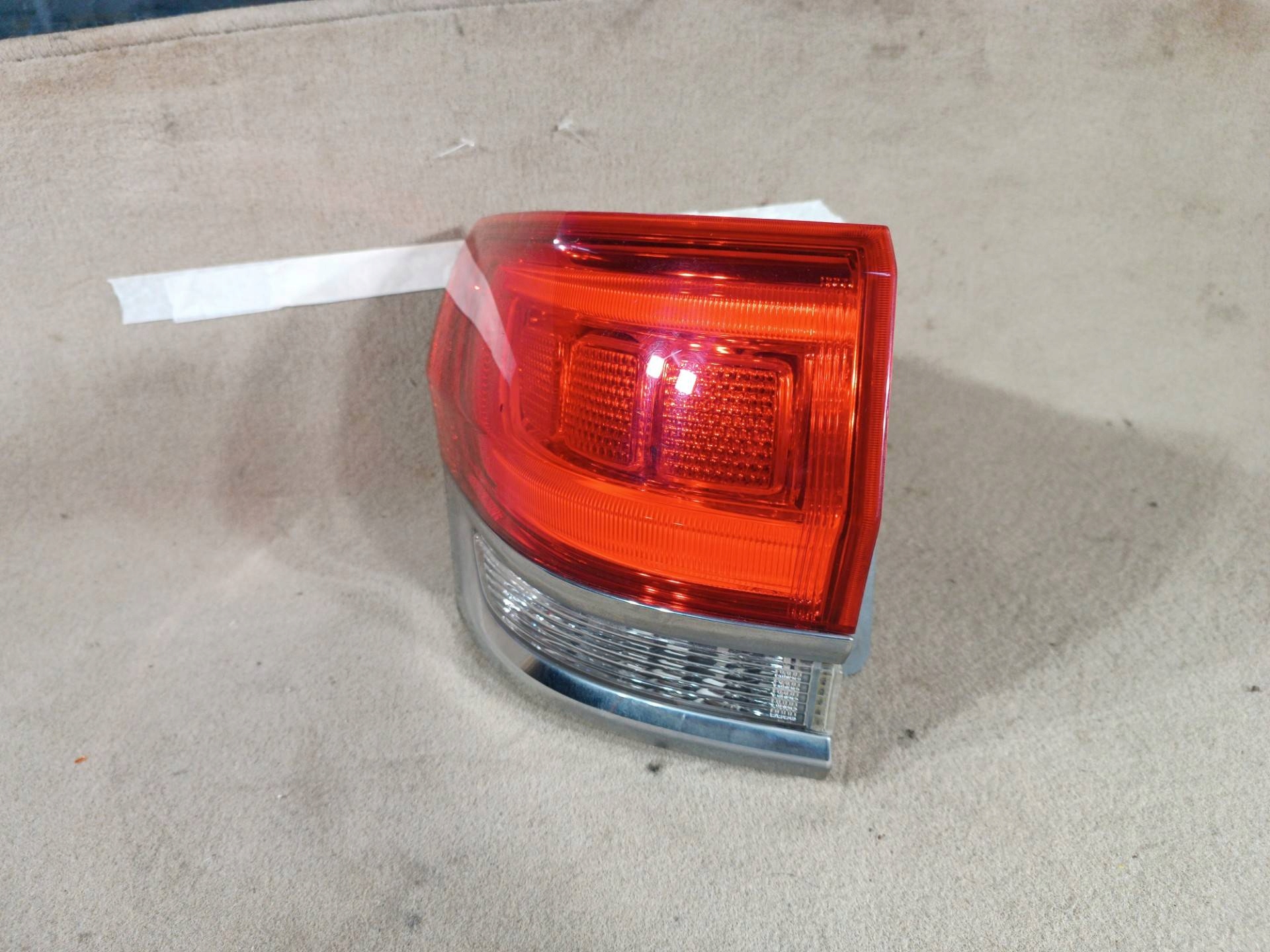 light rear left side Jeep Grand Cherokee 4 facelift 2014 P68110017AC
