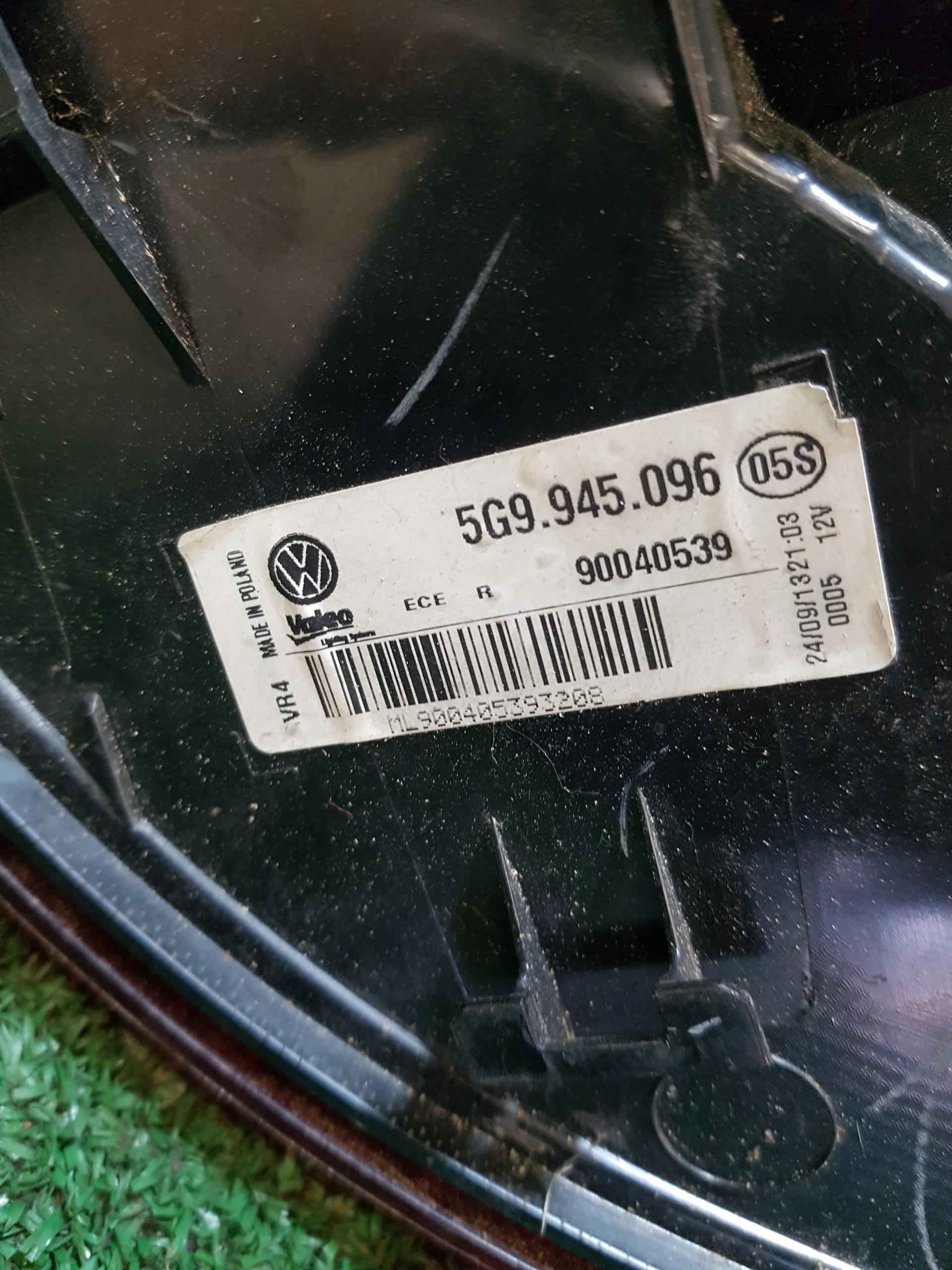light right rear VOLKSWAGEN GOLF 7 5G9945096 90040539