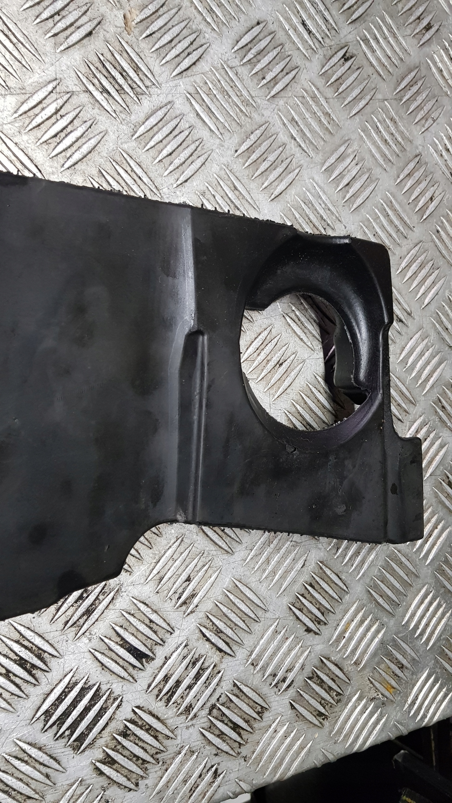 JAGUAR XE motor cover 2.0D GX73-6N041-CA