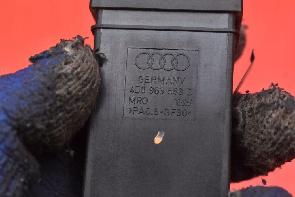 Schalter Hitzung SITZ Fahrer 4D0963563D AUDI A8 D2 94-99