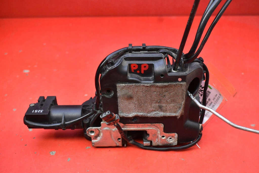 lock door right front front EU MERCEDES E-KLASA W211 sedan 02-06