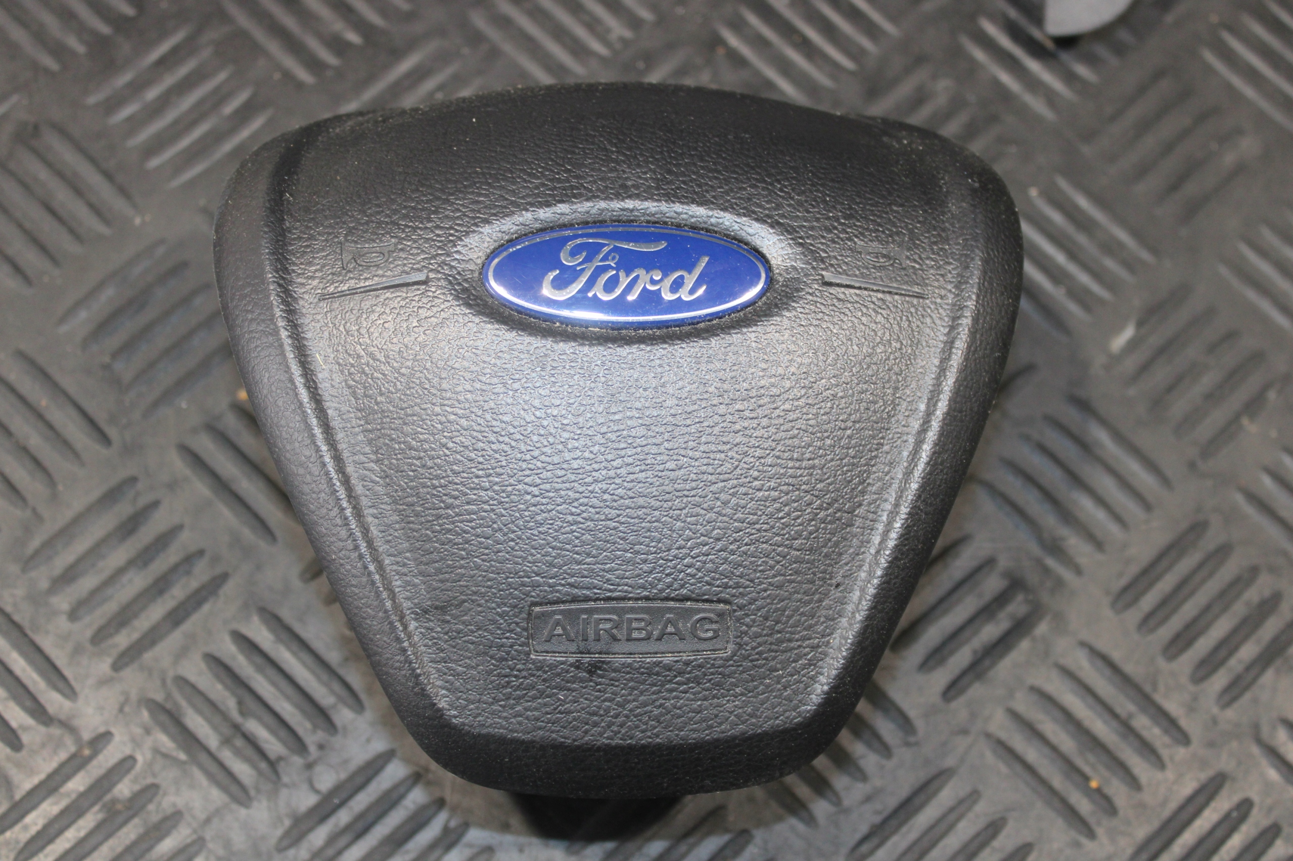 dashboard console airbag airbags FORD B-MAX