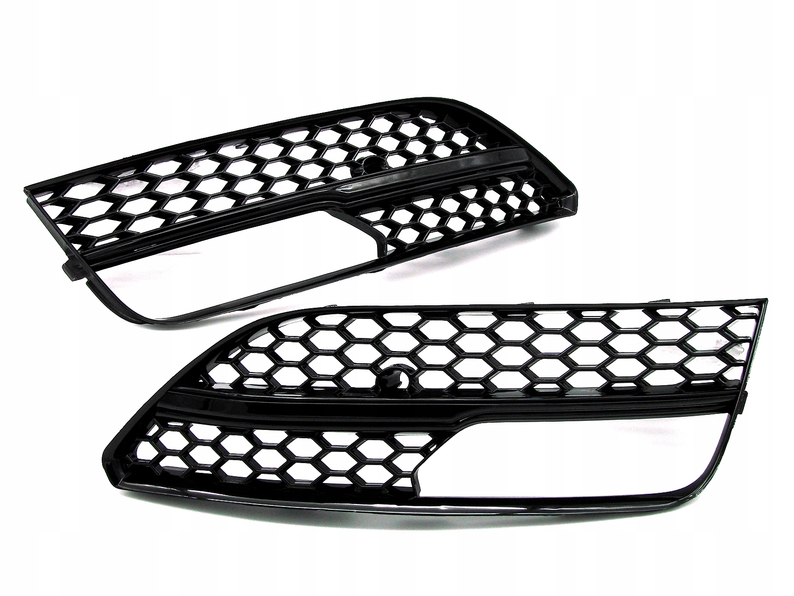 Kratka halogenu Audi A3 8V 12 16 RSlook polysk