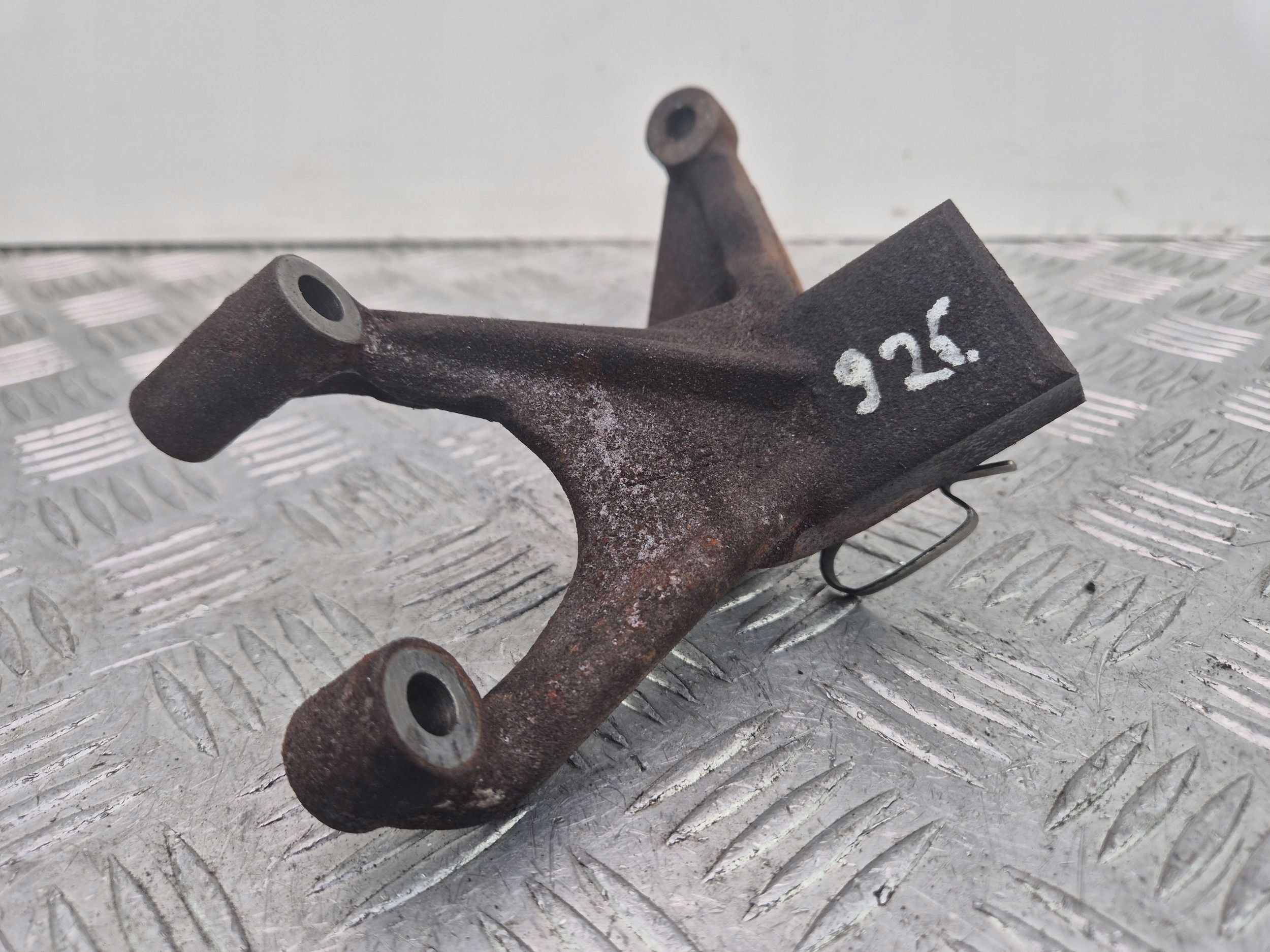 engine mount Mercedes C300d W205 A6541422000 OM654
