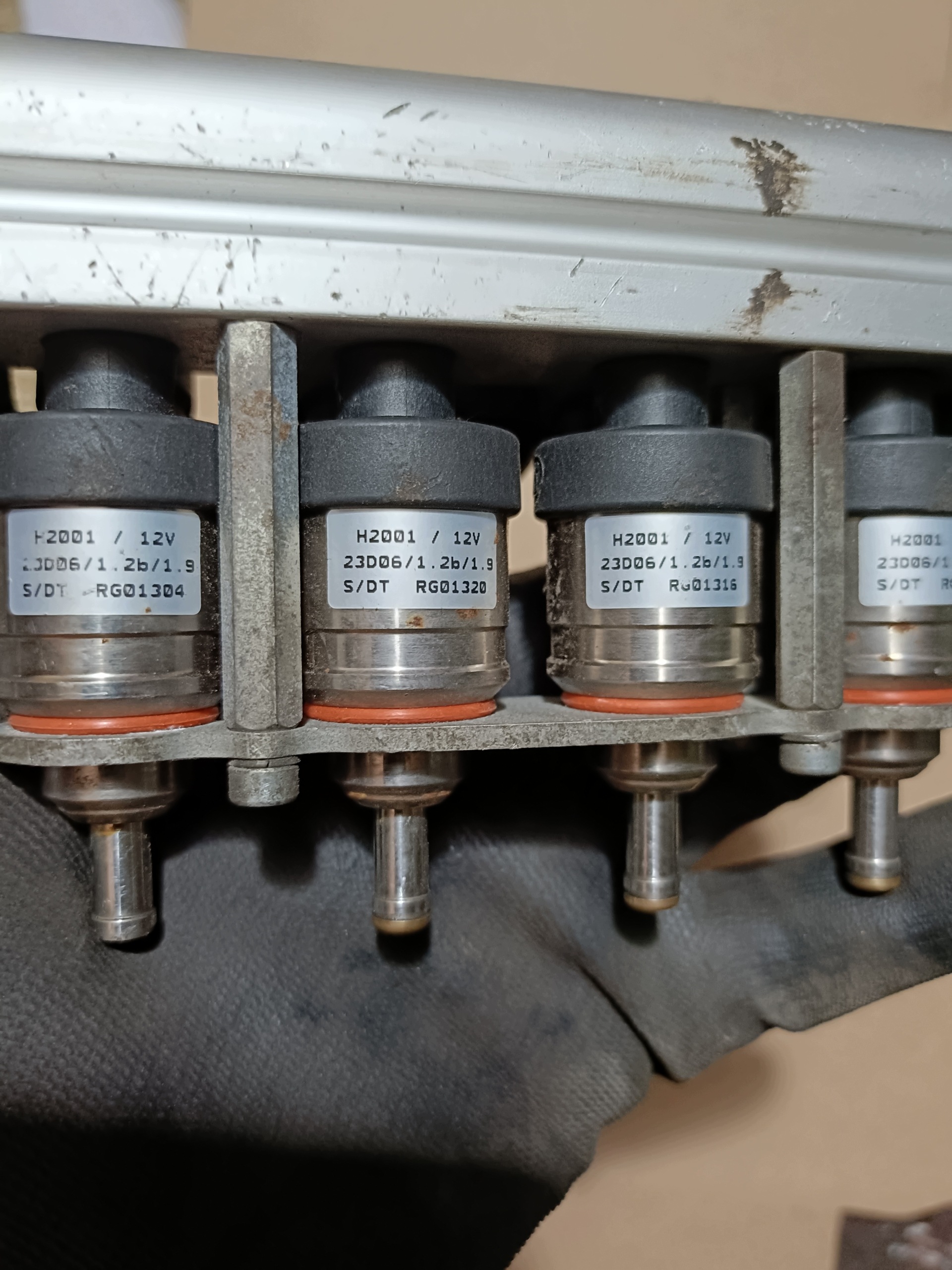 Einspritzdüse Hana Gold zlote H2001 dwuletnie