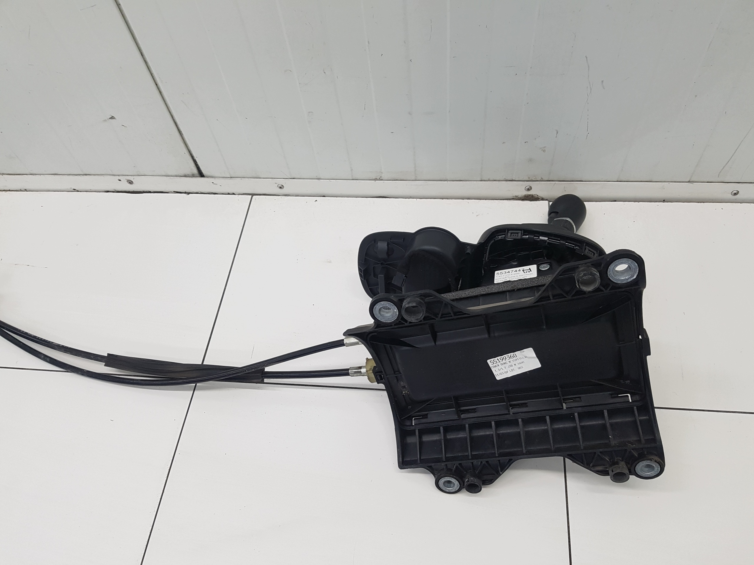 trim changes of the gear OPEL CORSA D 1.7 CDTI 6-B