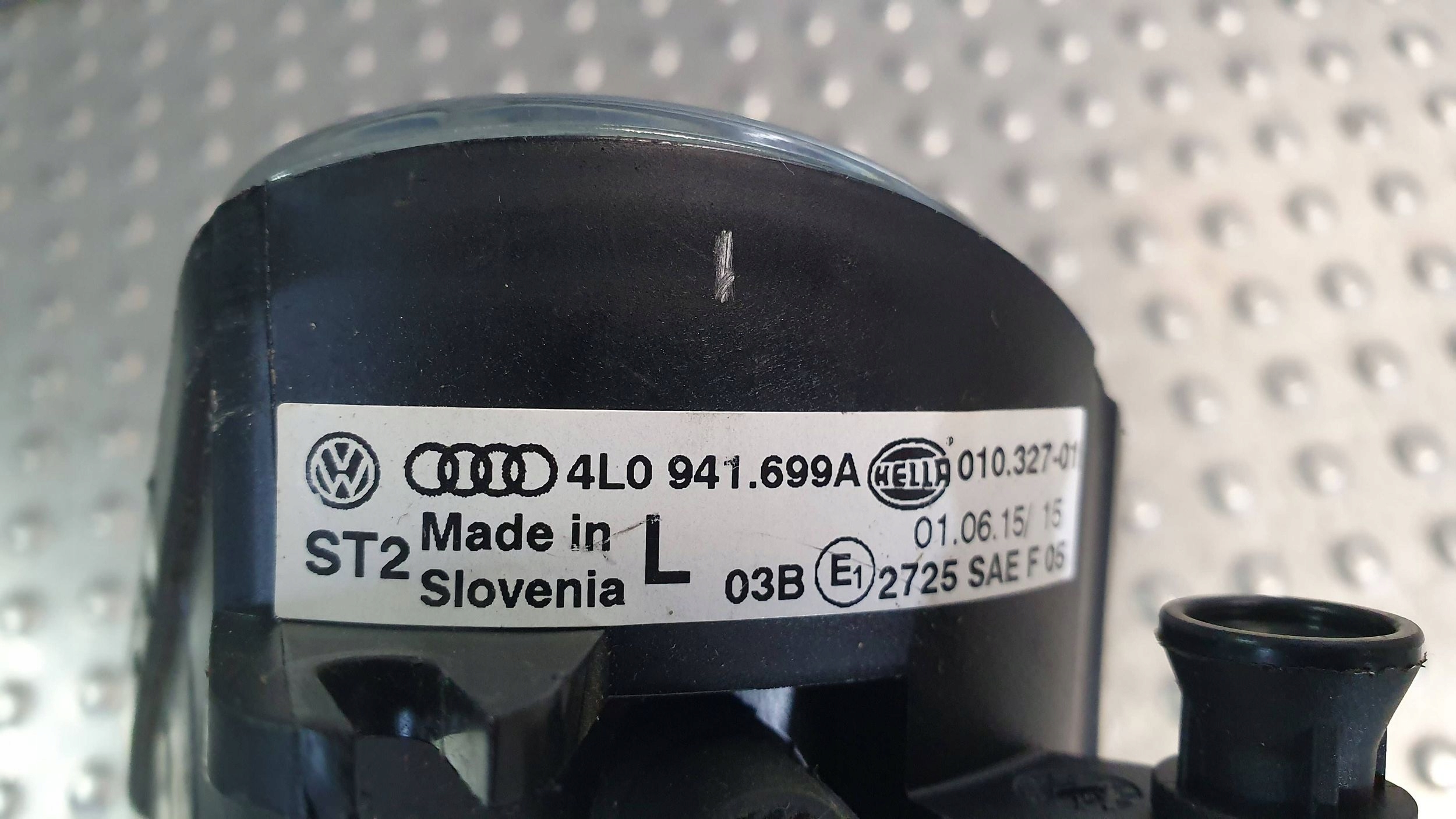 Nebelscheinwerfer links AUDI Q7 LIFT 09- 4L0941699A