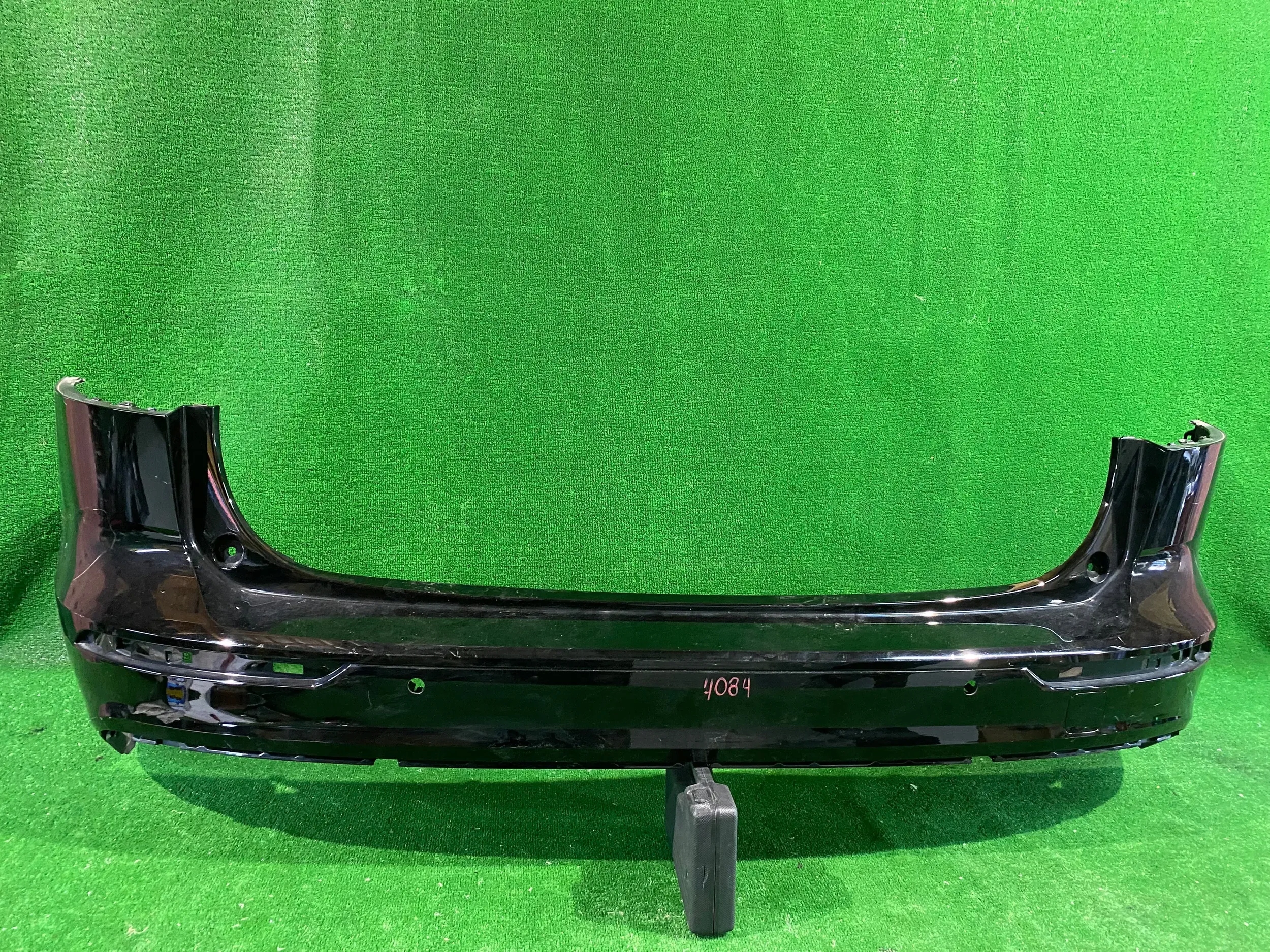 bumper rear VOLVO V60 II KOMBI 18- NR.4084
