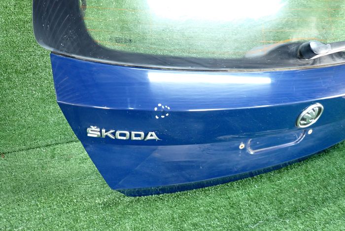 SKODA FABIA III HB boot doors rear part
