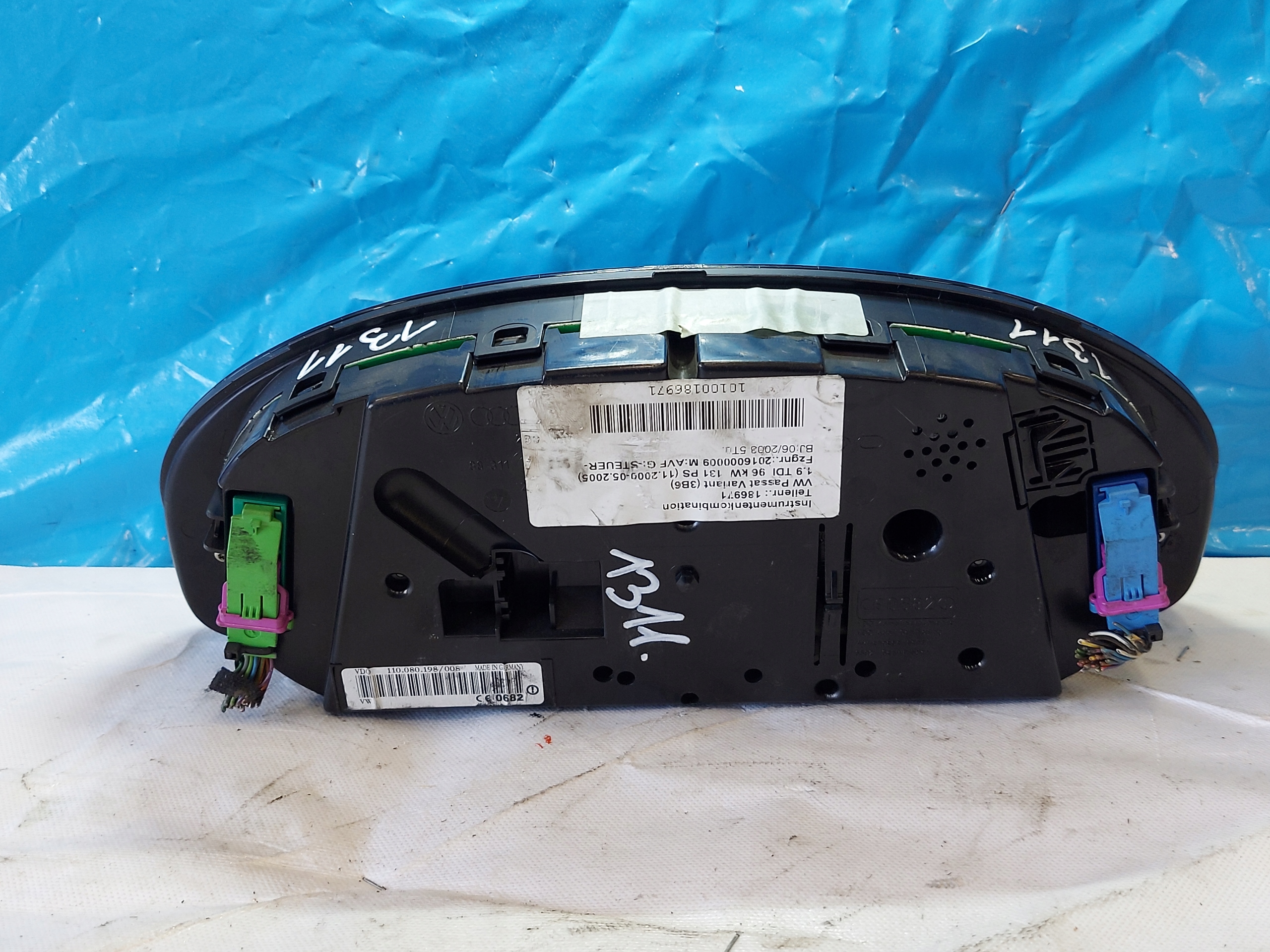 dials clock PASSAT B5 FL 1.9 TDI 3B0920829A