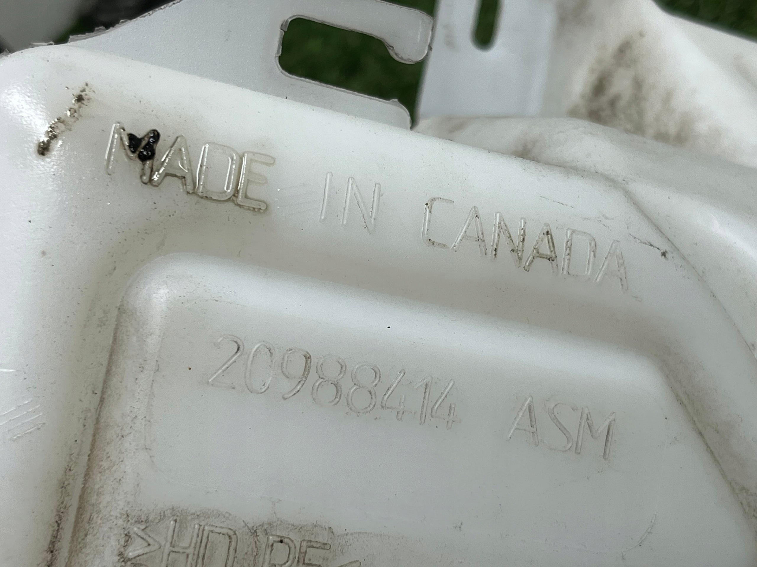 washer fluid tank OPEL AMPERA 1 20988414