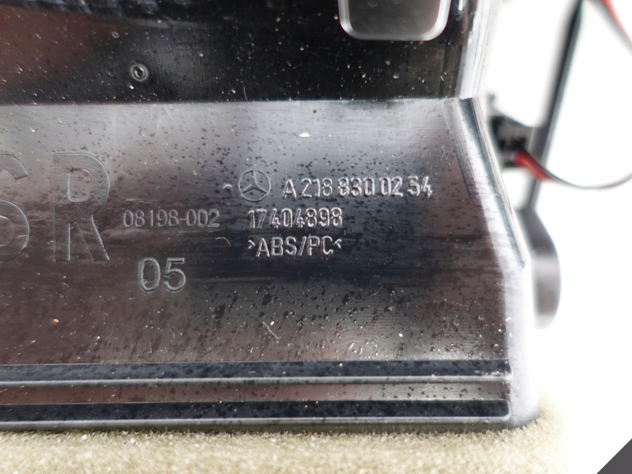 MERCEDES CLS 218 PANEL DEKOR KRATKI wood clock