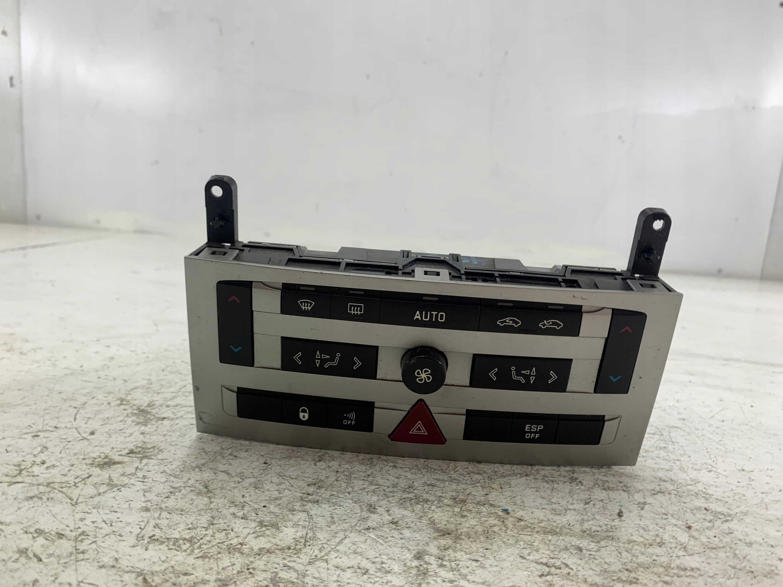 PEUGEOT 407 vezérlö panel a klímának 96573322YP