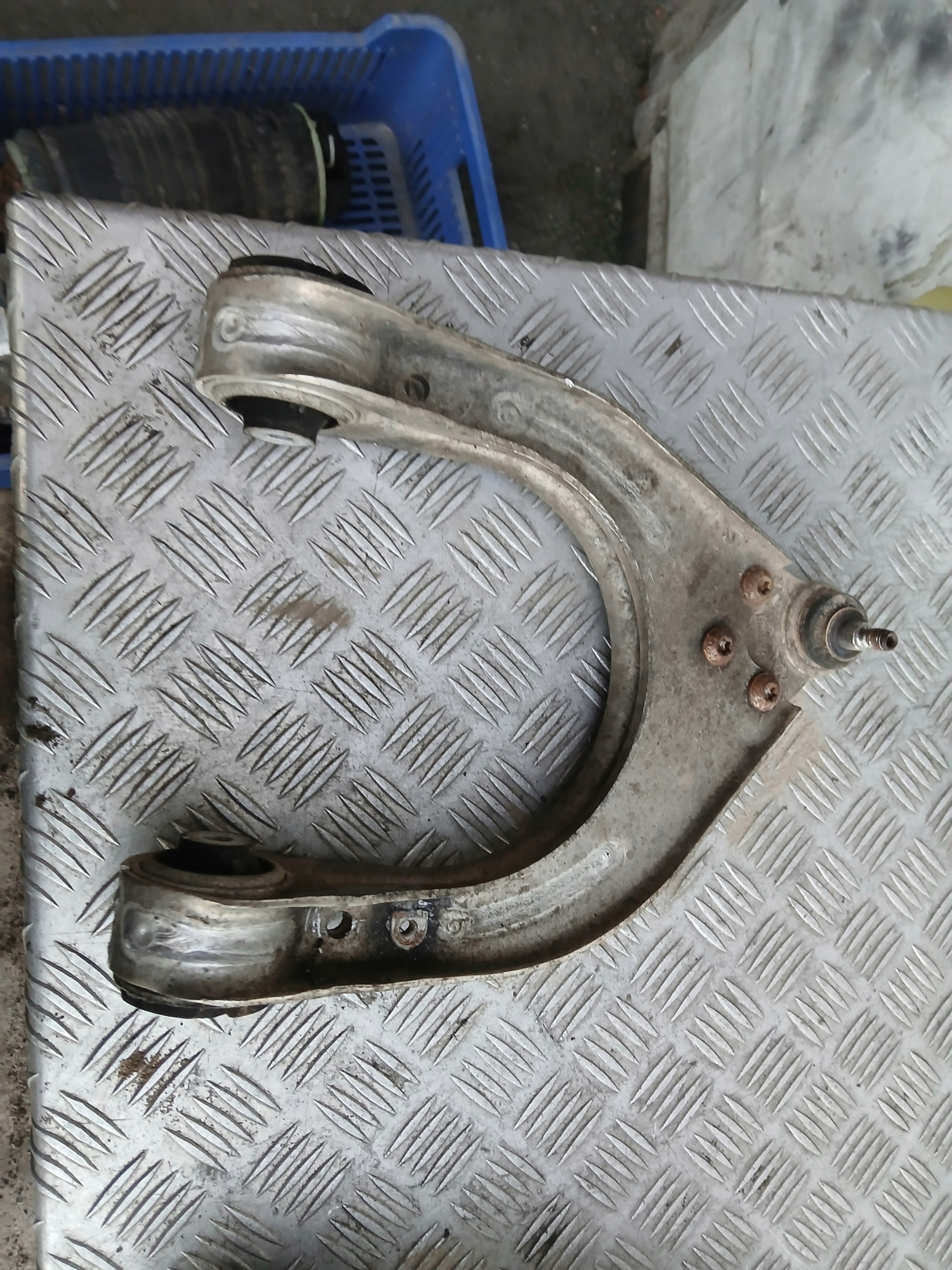 MERCEDES W211 Querlenker links oder rechts vorne 4MATIC oben