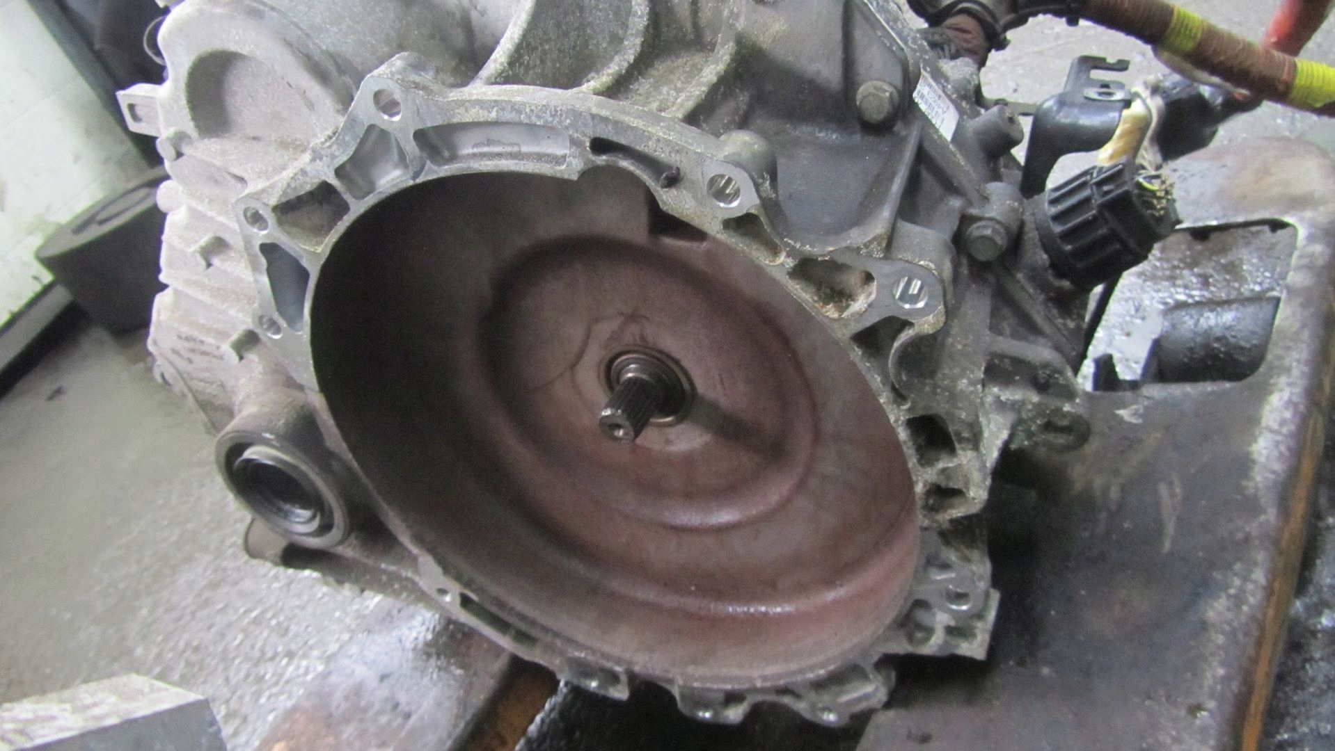 FORD MONDEO MK5 2.0 HYBRID SKRZYNIA BIEGÓW FG98-7000-CA Producent części Ford OE