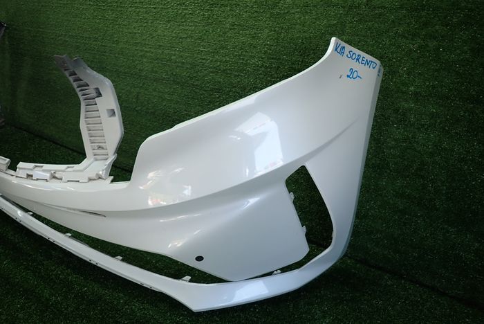 KIA SORENTO IV 20- front bumper front