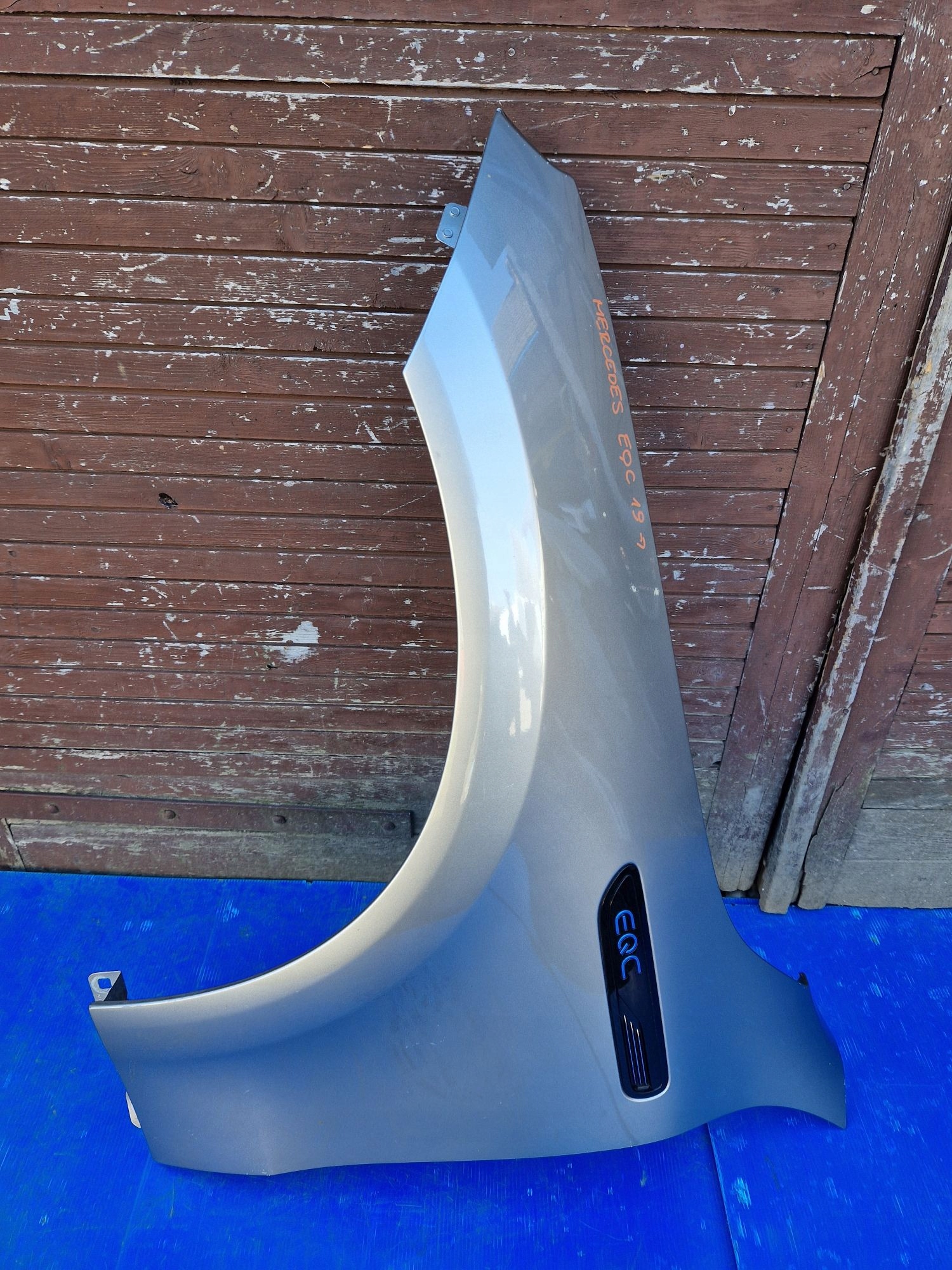 fender left front MERCEDES EQC N293 2019R->