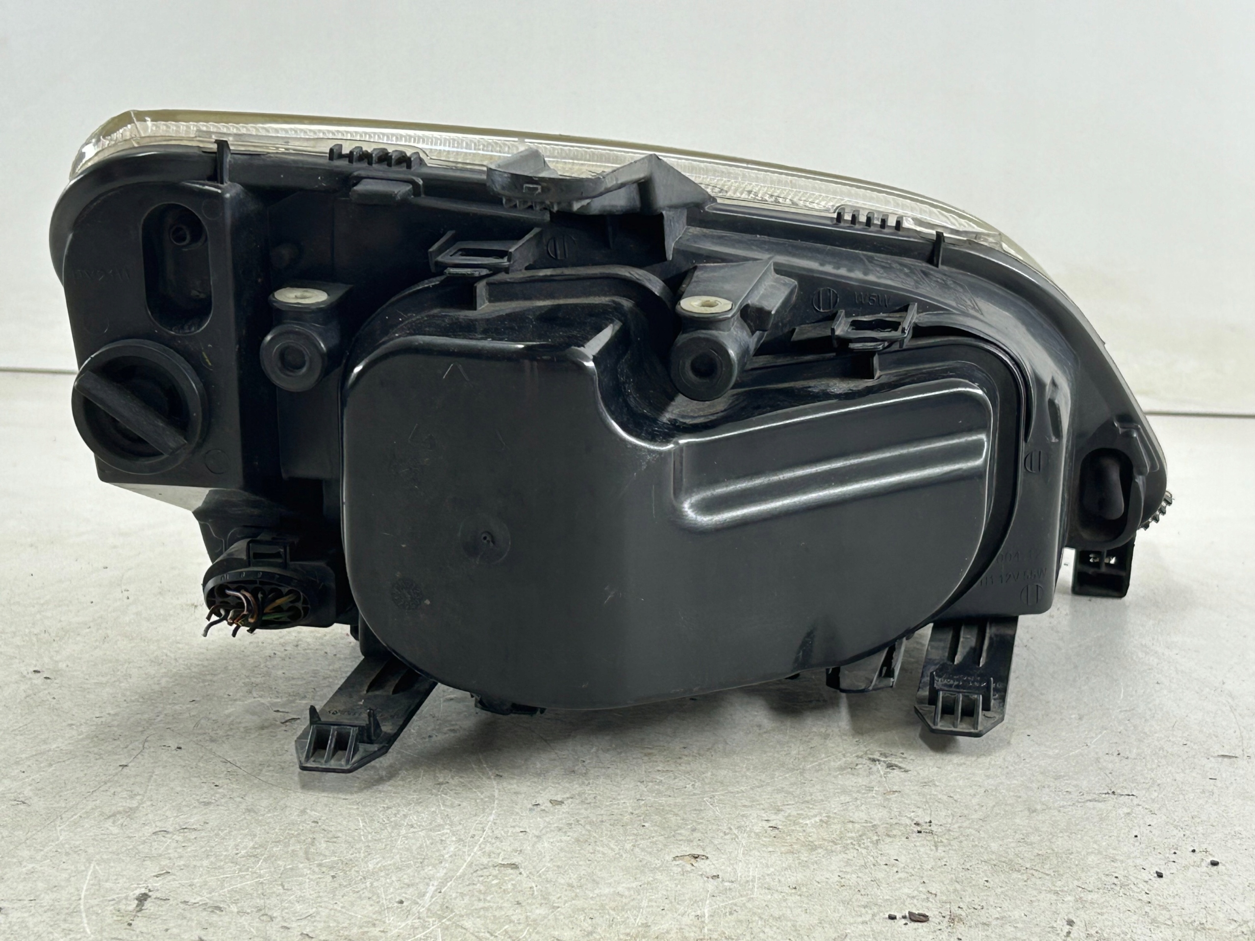 REFLEKTOR left front FORD FOCUS C-MAX