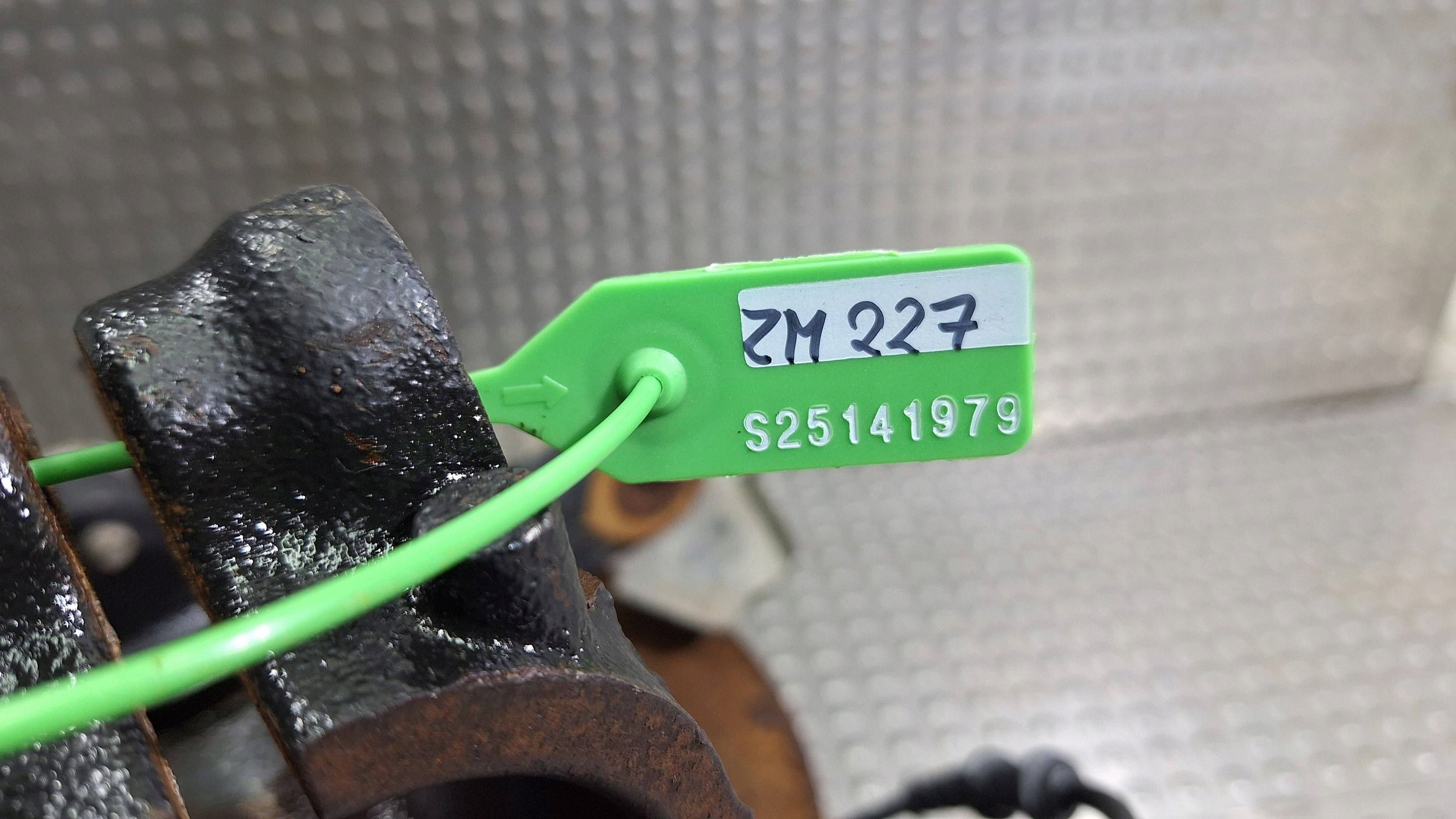 swing left front A9103322200 MERCEDES SPRINTER W907 W910
