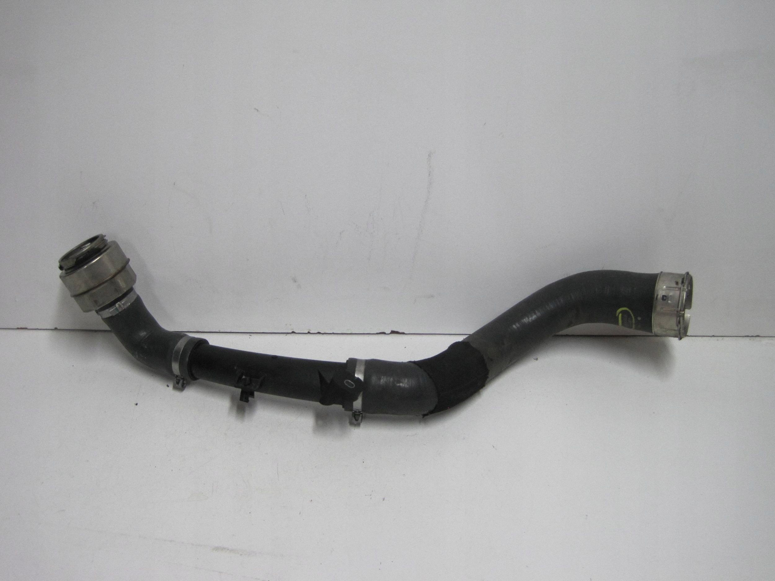 hadice intercoolera předek DACIA SANDERO III 144609120R RENAULT CLIO
