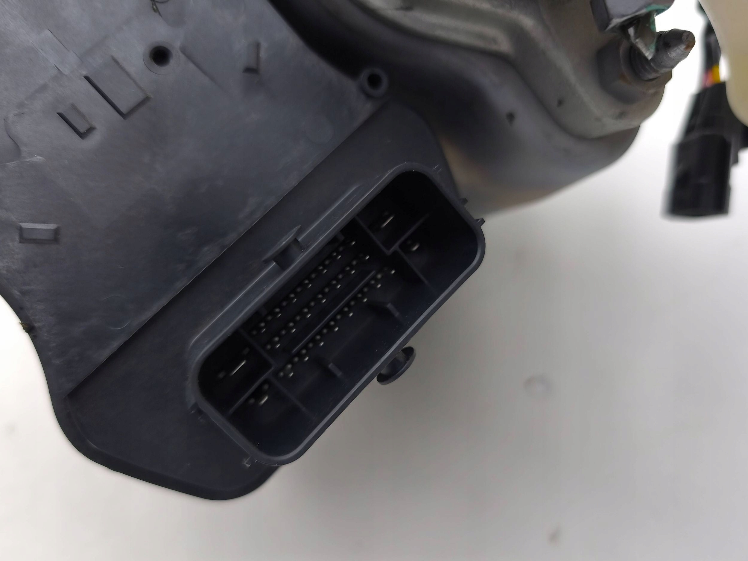 renault ARKANA насос 2023 460071389R