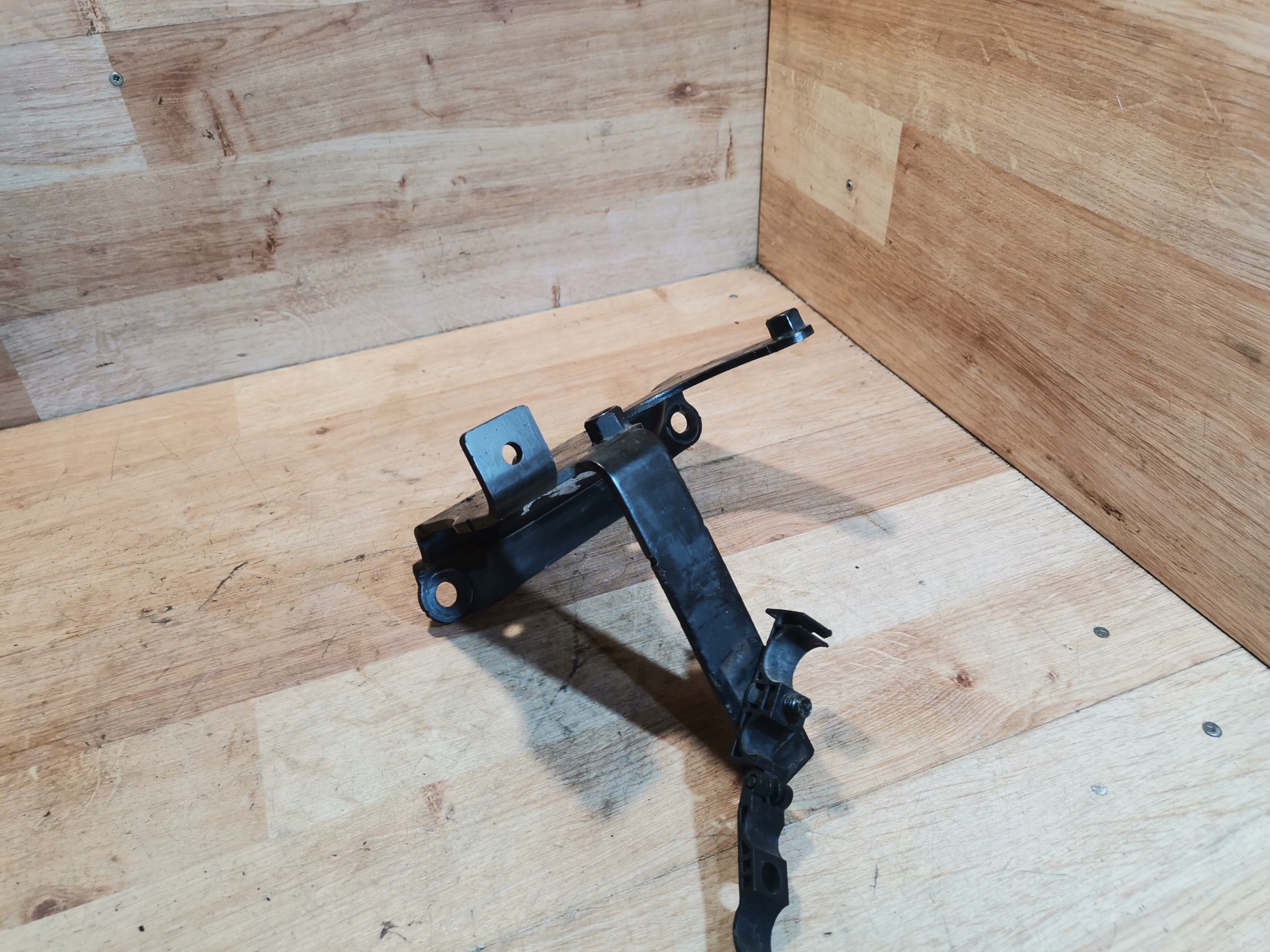 console holder POMPY VACUM Dodge RAM 1500 2013r