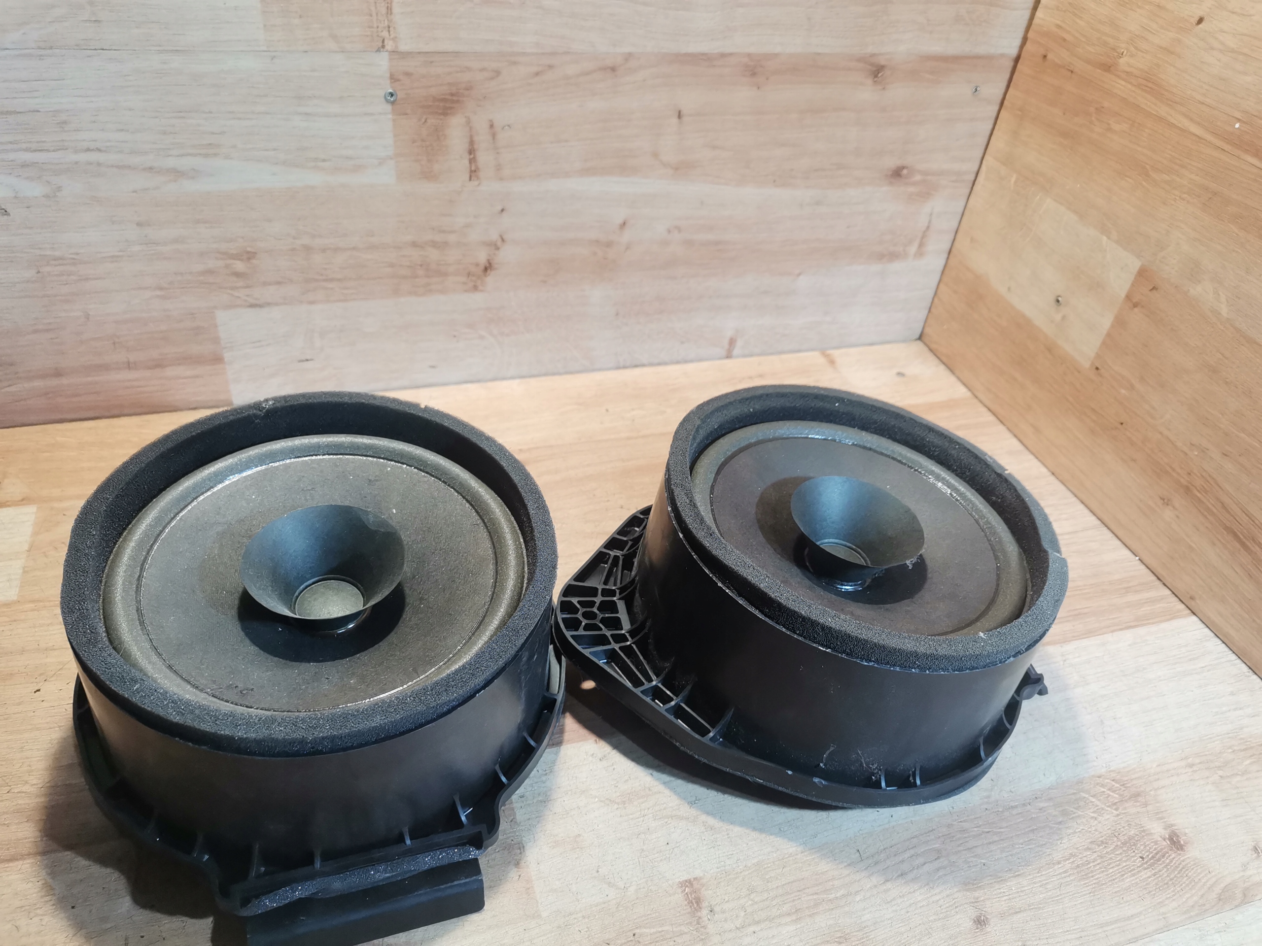 speaker door rear part OPEL ZAFIRA C TOURER