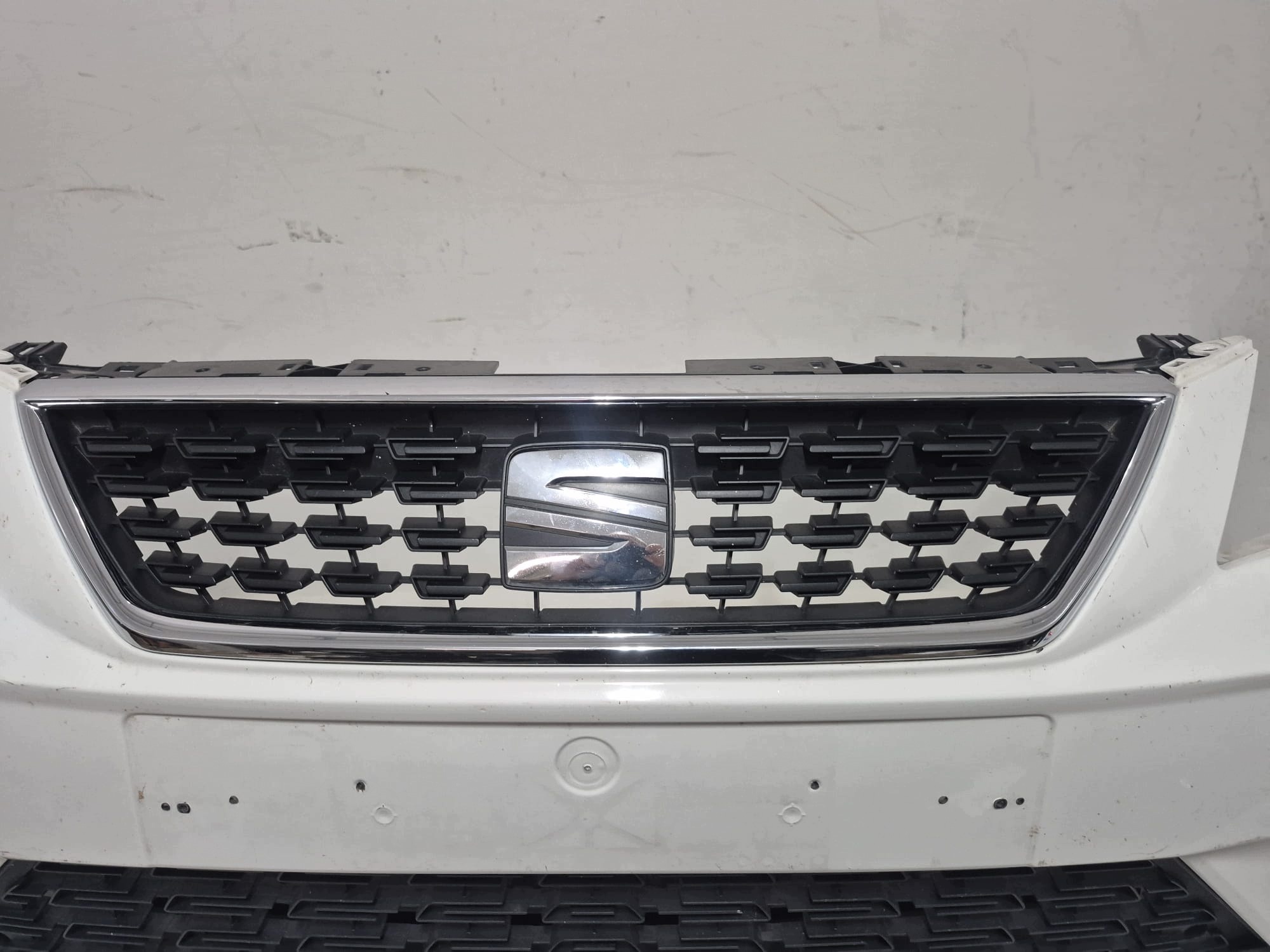 SEAT LEON III LIFT 16- bumper front front without DZIUR 5F0807221R