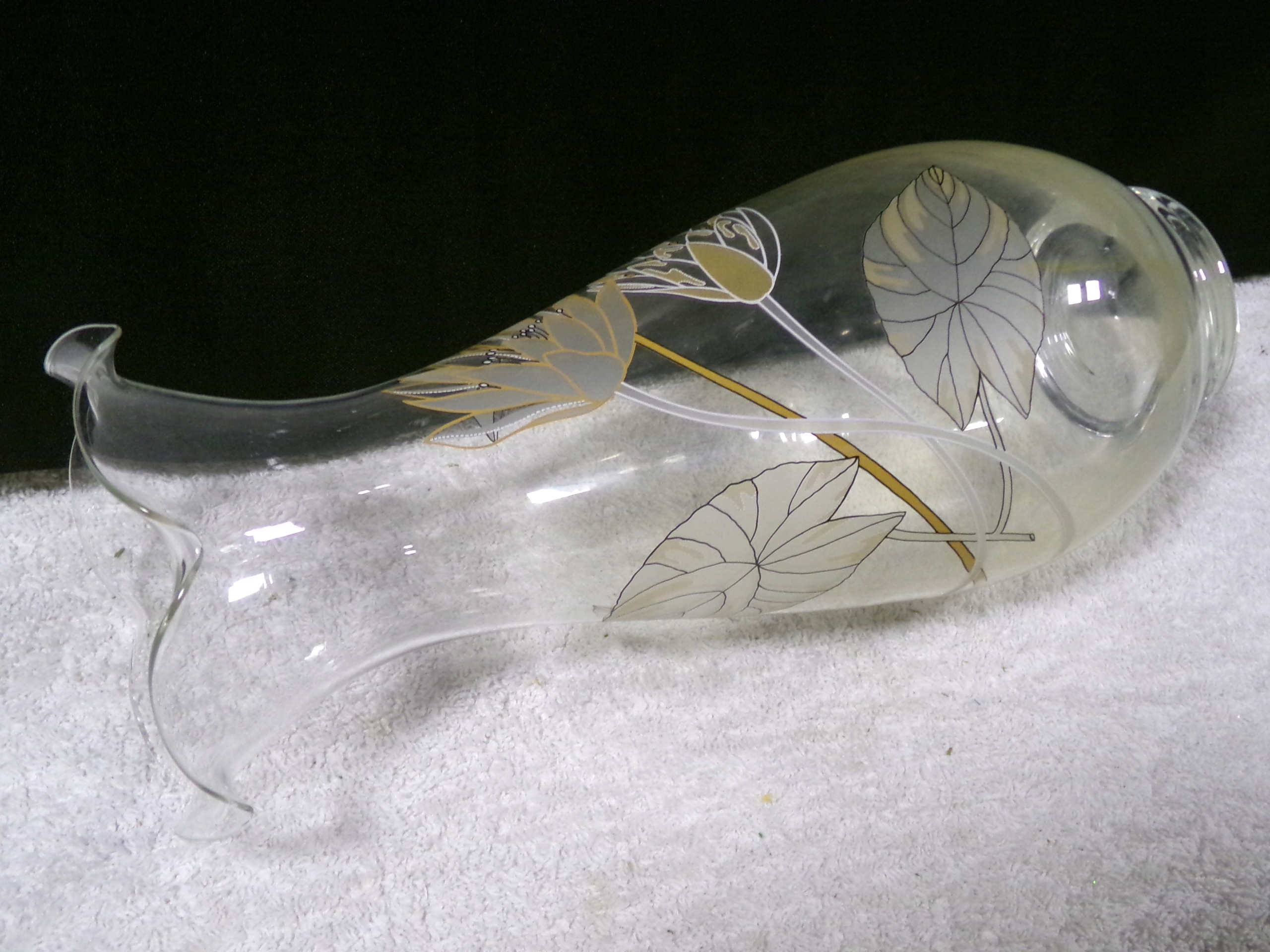 PIĘKNY WAZON ZE SZKŁA-BOHEMIA