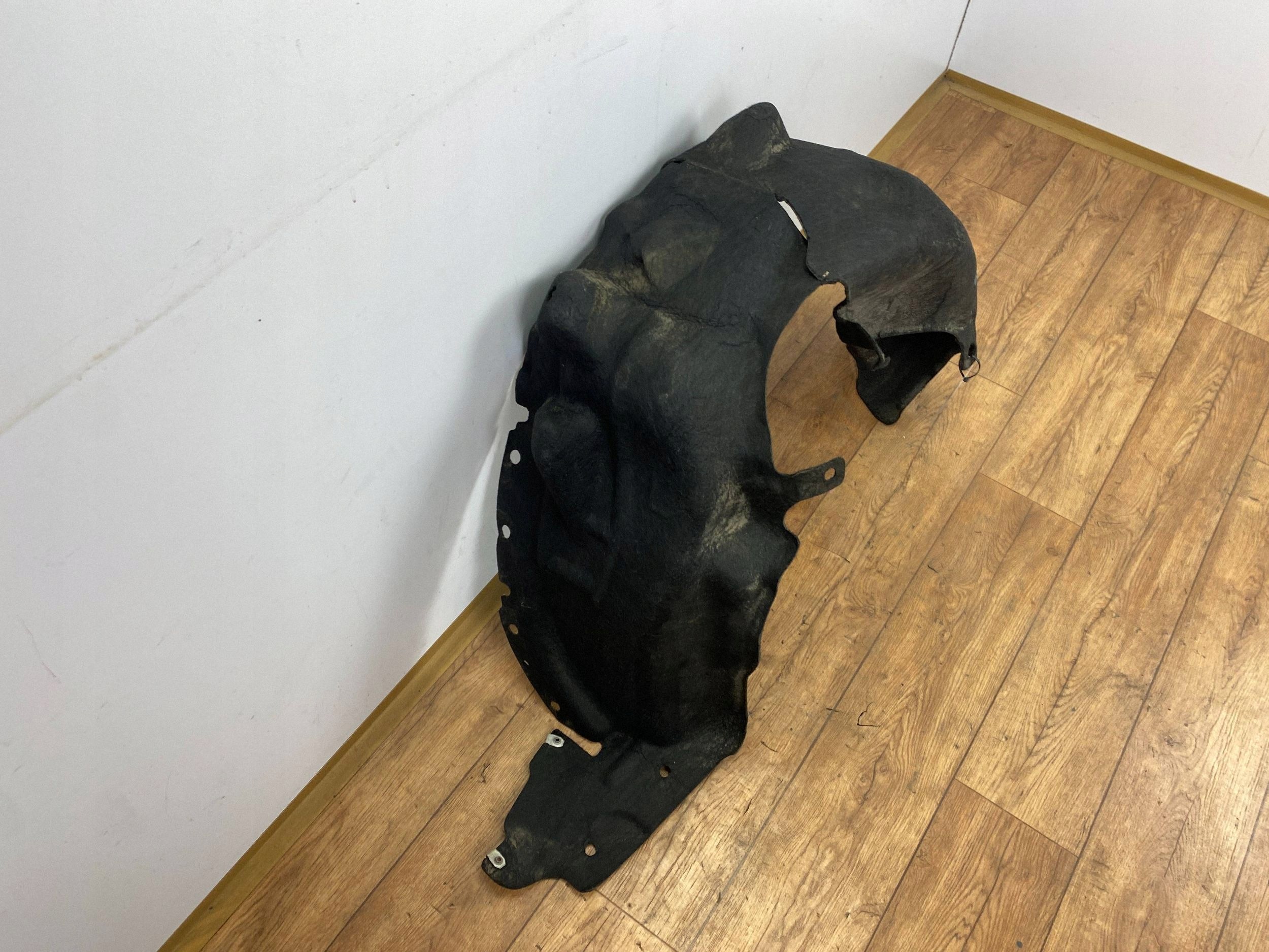 mudguard rear. left Ford Escape IV Kuga MK3 2020+