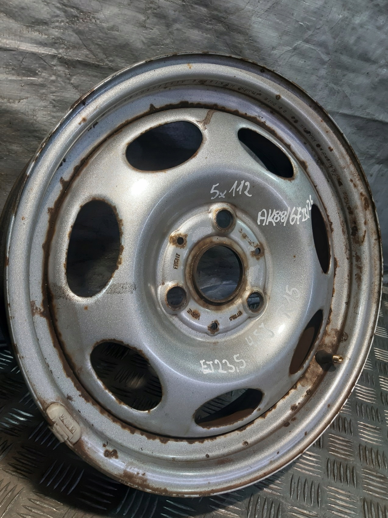 disk STALOWA 1x SMART 4,5J ET 23,5 3x112 R15