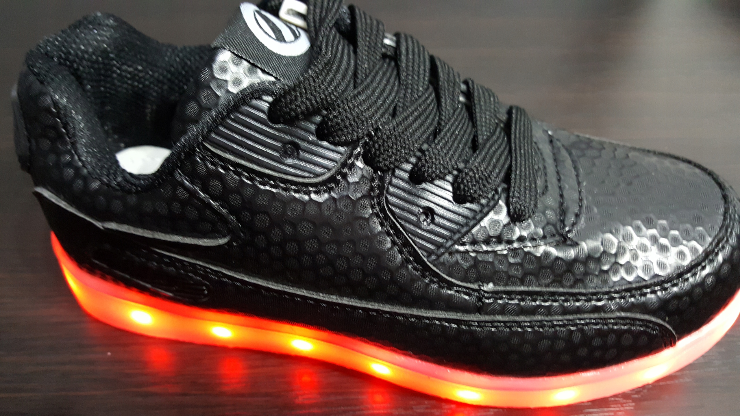 DZIECIĘCE BUTY LED ŚWIECĄCE SHUFFLE DANCE BLACK 28 Marka Inna marka