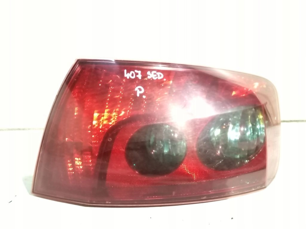 Peugeot 407 sedan light right rear part rear