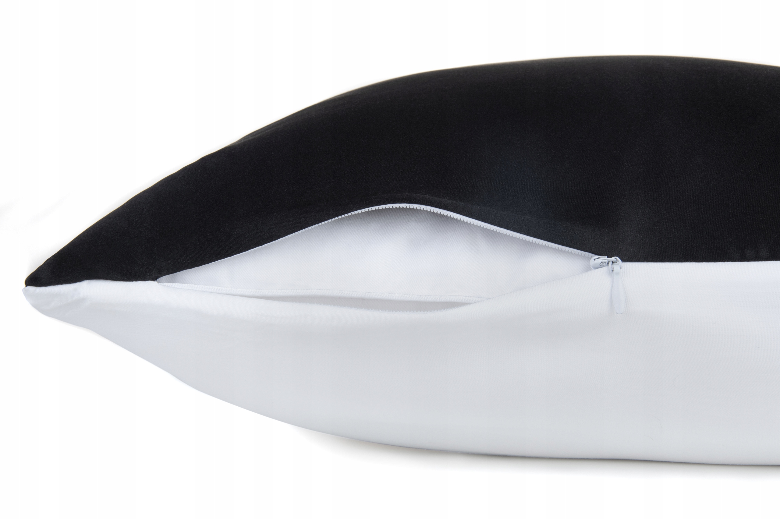 

Poszewka Jedwabna 70x80 z Bambusem Czarna Klara