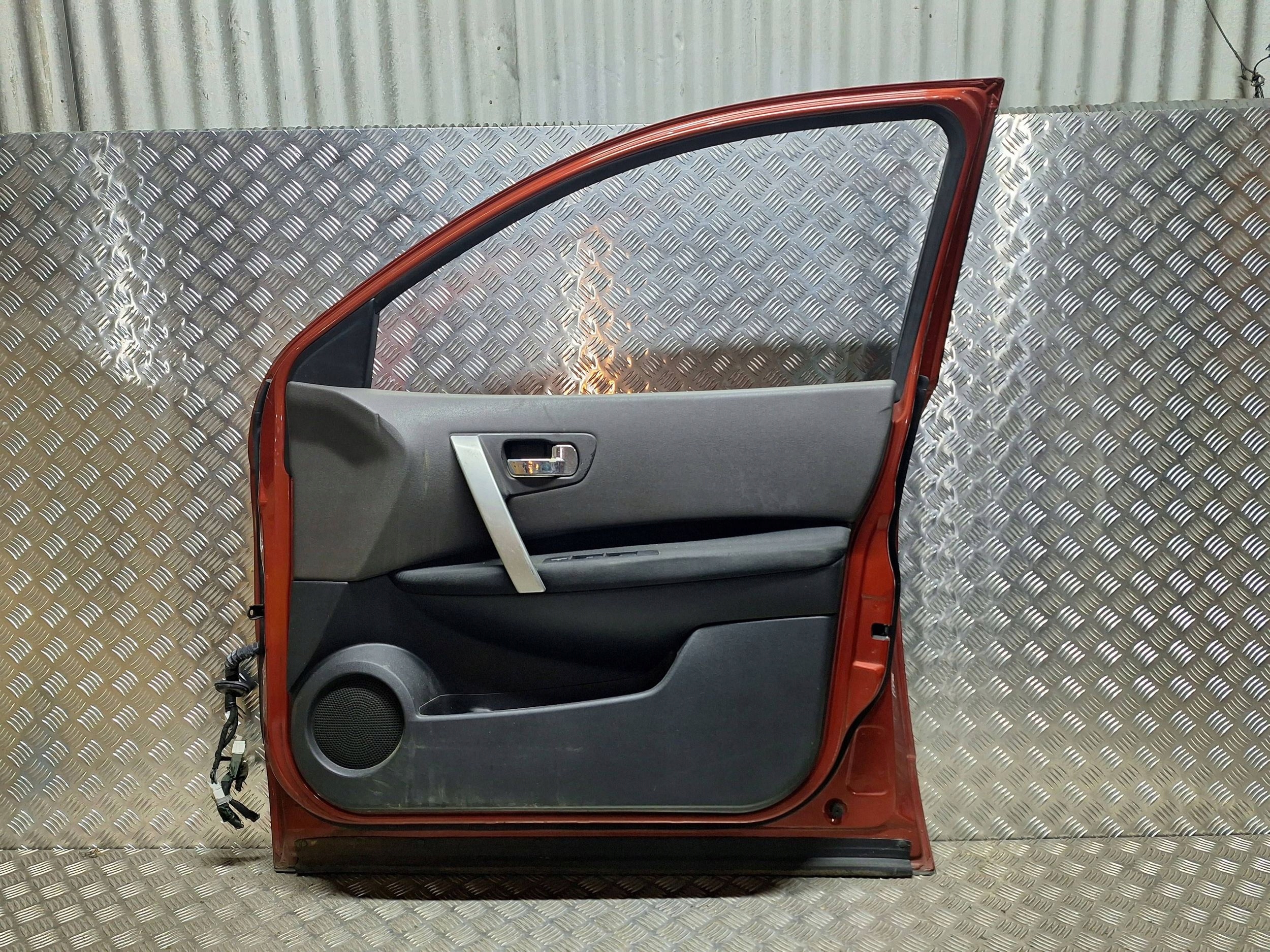 door right front NISSAN QASHQAI J10 06-13 complete