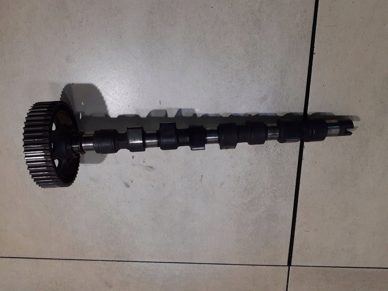 Arbre à cames FIAT STILO 1.9 JTD